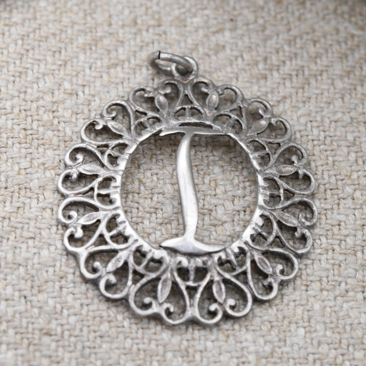 Vintage Sterling Silver Letter I Pendant with Ornate Open Heart Border - Cute Initial Gift Mid-Century Necklace Charm Personalised Jewellery