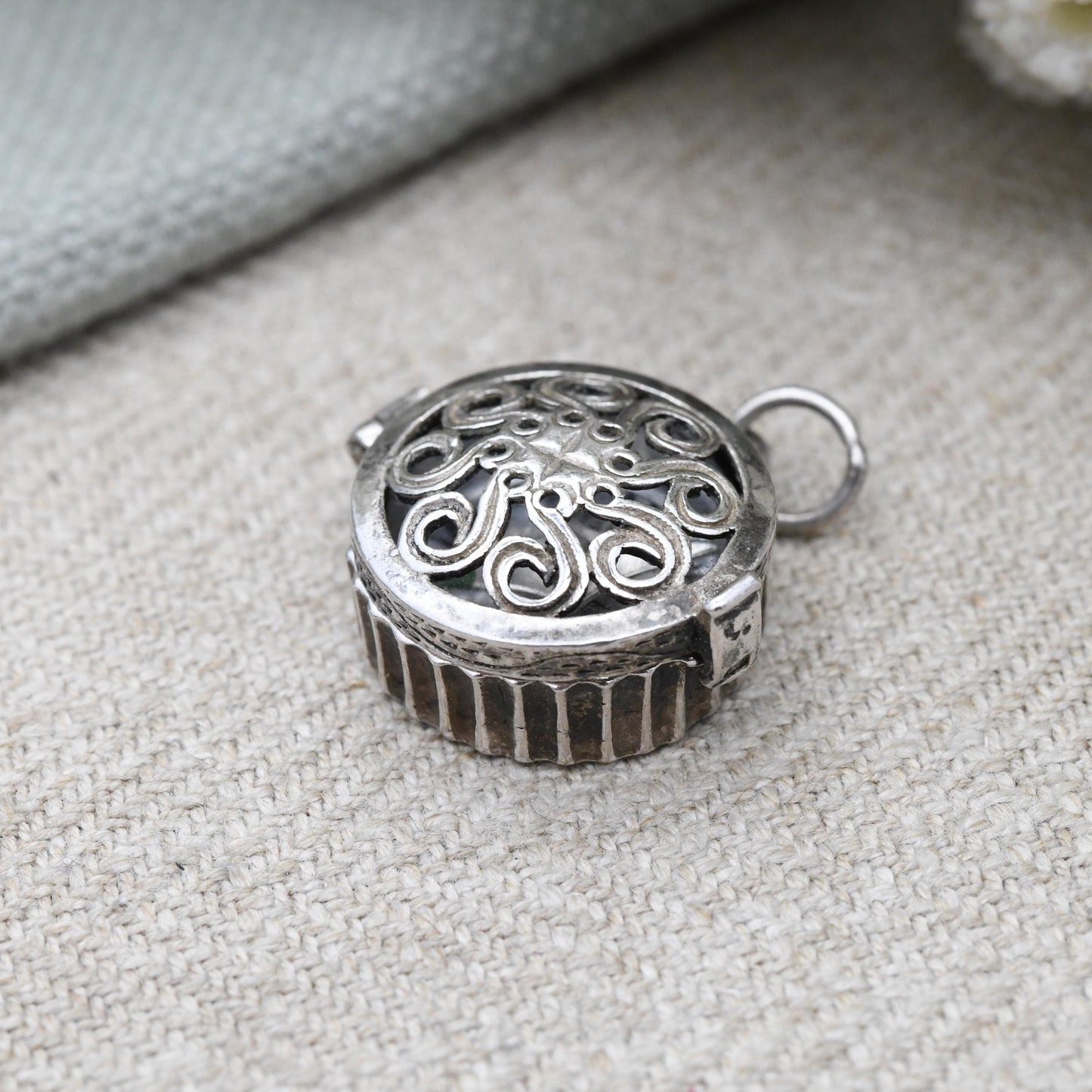 Vintage Sterling Silver Opening Compass Charm Pendant - Miniature Working Compass Jewellery | Unusual Necklace Charm | Gift for Traveller