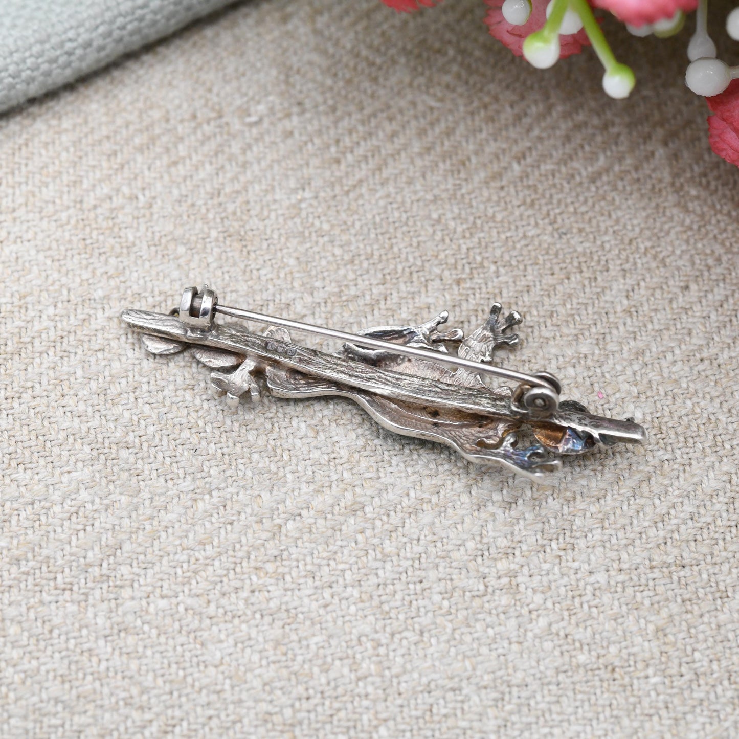 Vintage Sterling Silver Enamel Frog Brooch with Lily Pads 1987 - Edinburgh Hallmark | Green Enamel Water Lilies | Pretty Scottish Bar Brooch
