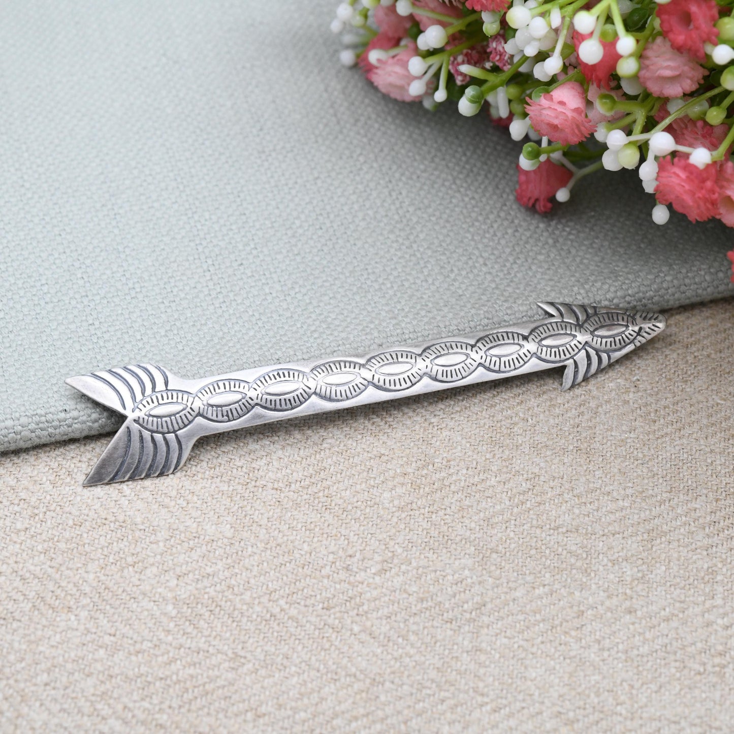 Vintage Sterling Silver Southwestern Arrow Brooch with Engraved Design - Large Navajo Symbol of Direction Protection | American Jewellery