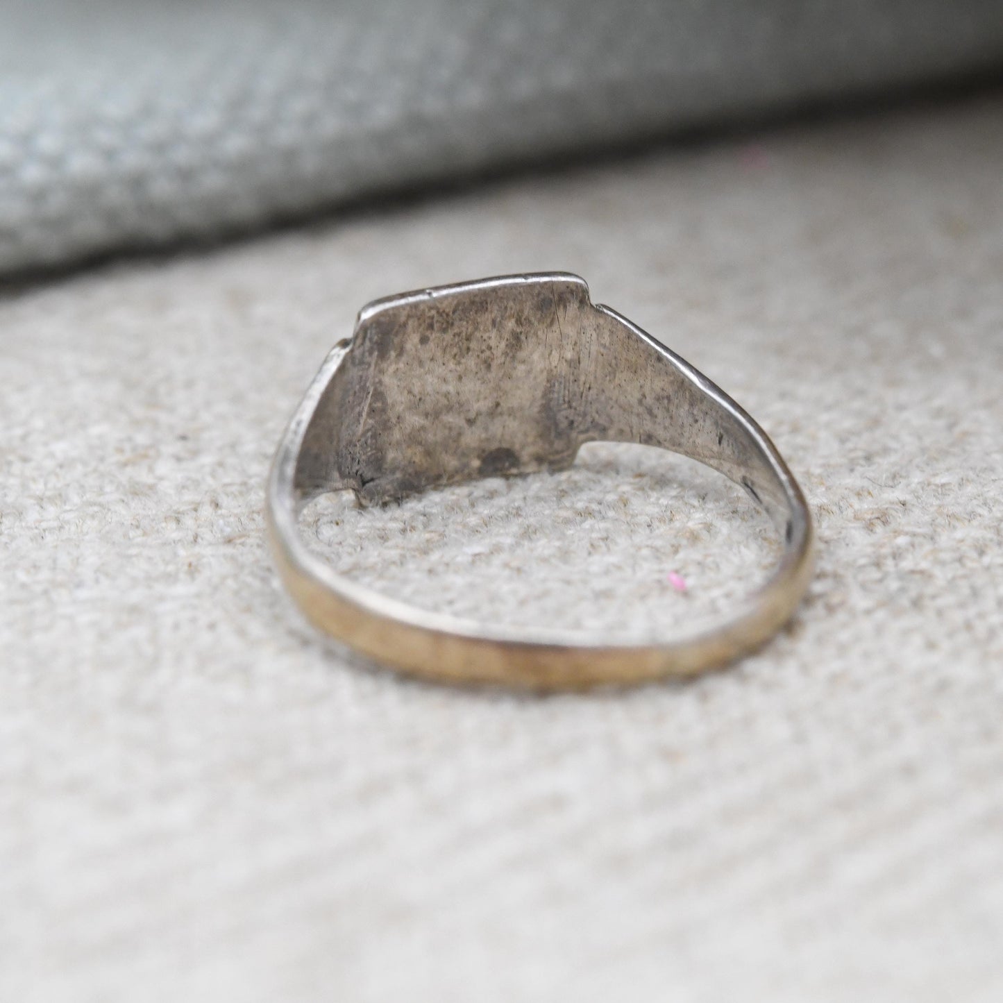 Vintage 9ct Gold Plated Sterling Silver Signet Ring Letter C Engraved - Scrolling Design Unisex Pinkie | Small UK Size - G | US Size - 3 1/2