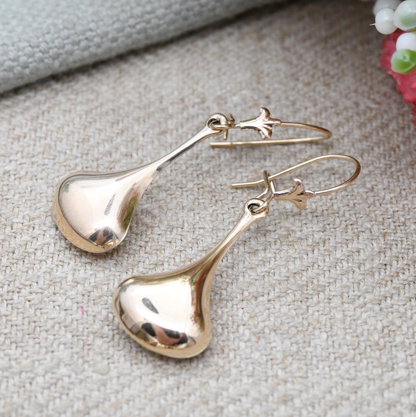 Vintage 9ct Gold Liquid Drop Earrings - Minimal Big Teardrops Gold Dangle Earrings | Minimalist Design Jewellery | c. 1980s