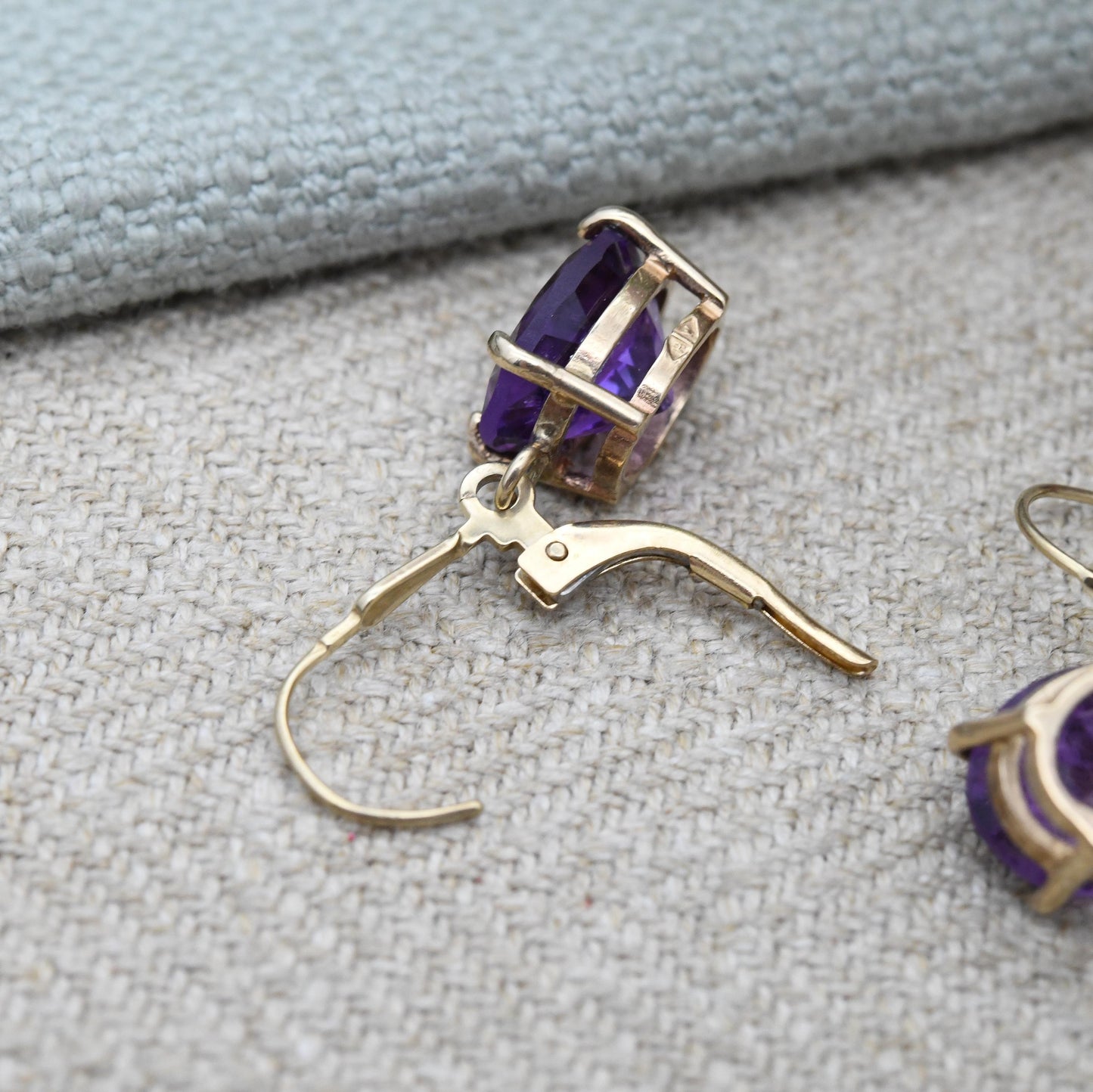 9ct Gold Amethyst Drop Earrings 2003 - Solid Gold Dangle Stud Earrings | Large Faceted Purple Gemstone | Pretty Jewellery Gift for Her