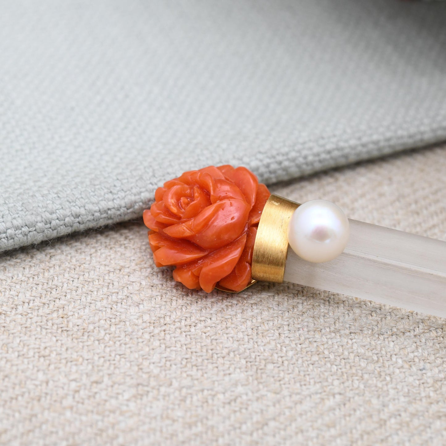 Vintage 18ct Gold Arrow Bar Brooch with Rock Crystal Coral Pearl - Cupid's Arrow Dart Statement Mid-Century Jewellery | Carved Coral Flower
