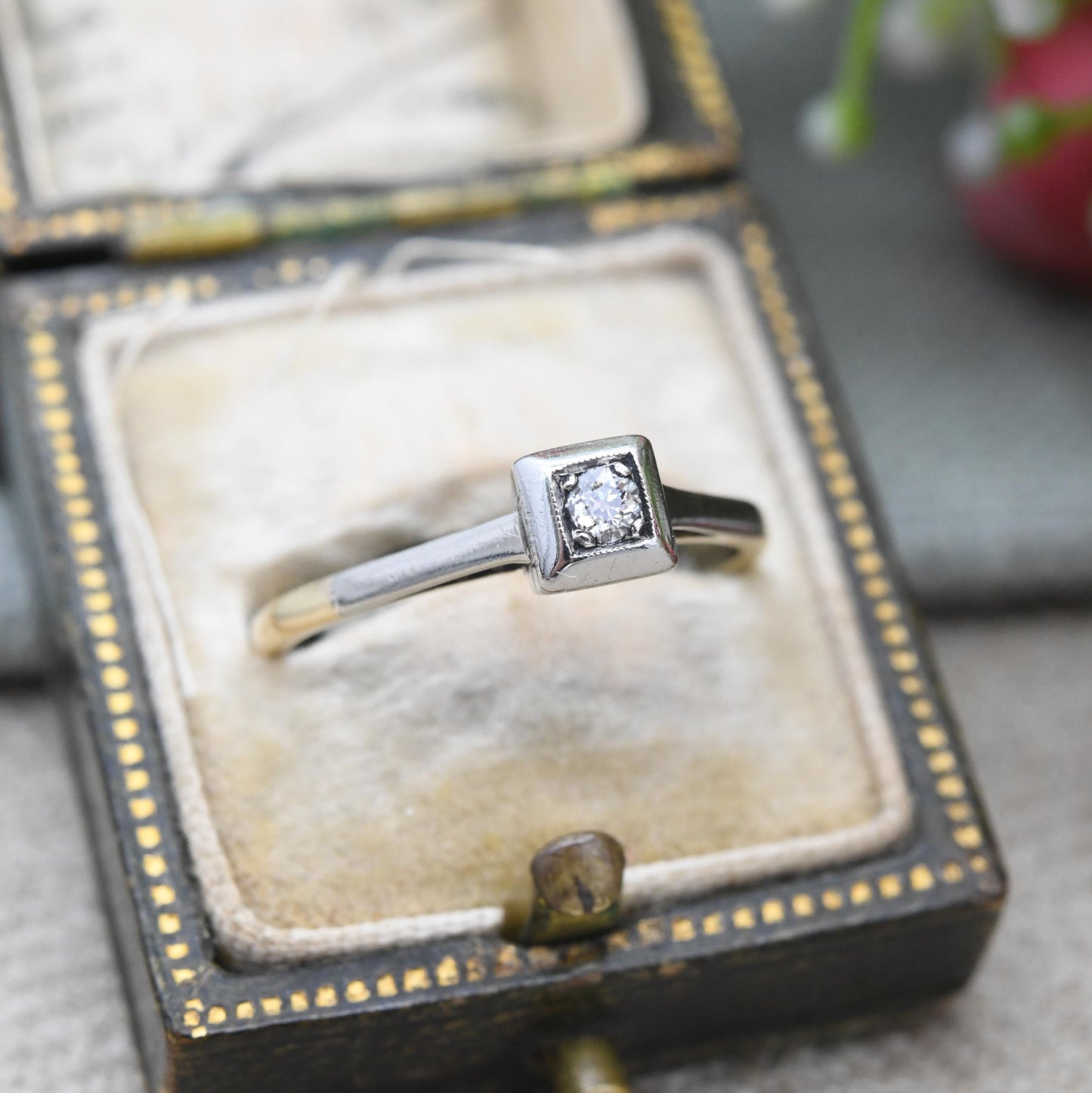 Vintage Diamond Solitaire Ring 18ct Gold & Platinum - True Vintage Illusion Set Engagement Ring | Two Tone | UK Size - N | US Size - 6 1/2