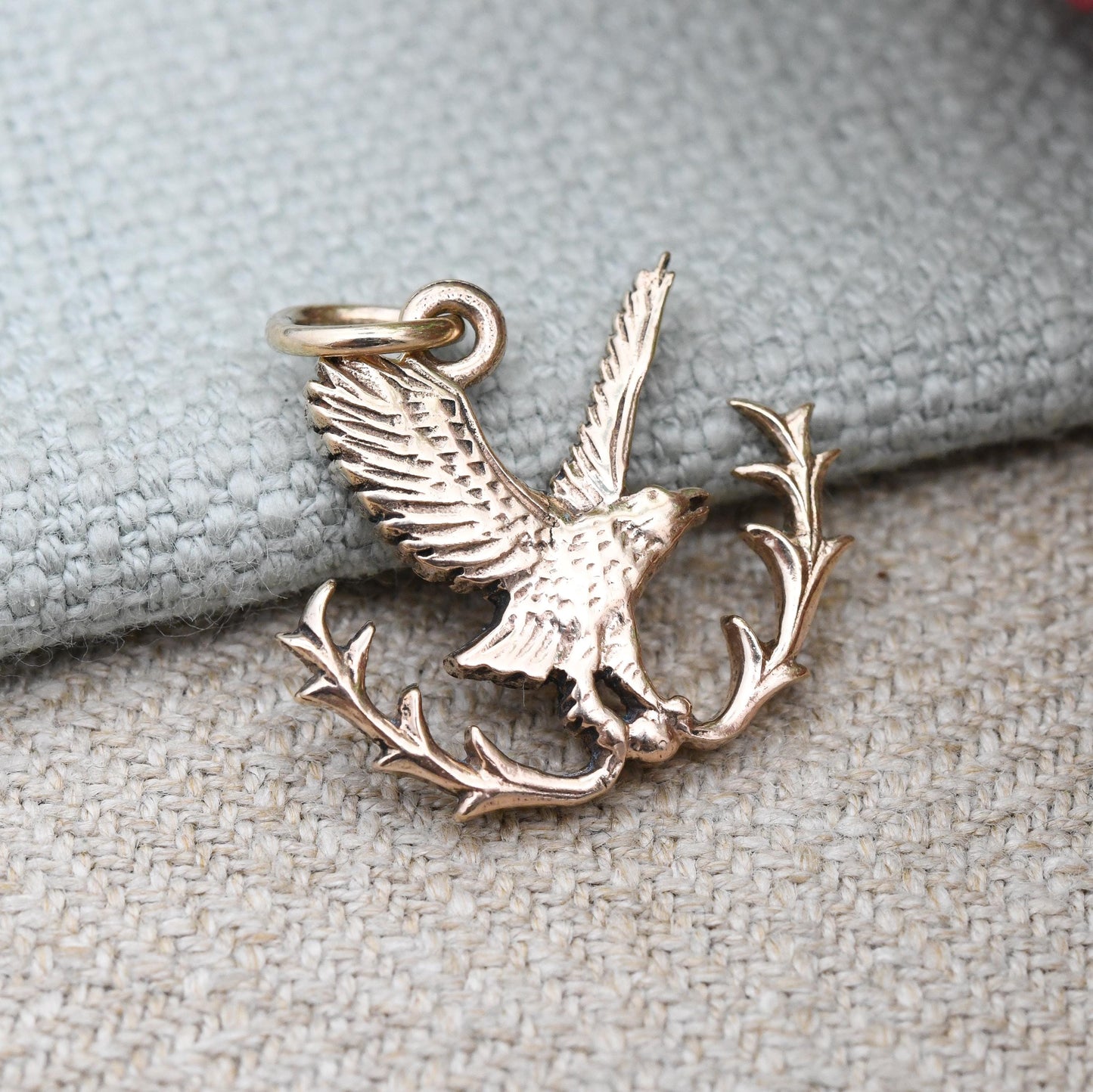 Vintage 9ct Gold Bird Charm Pendant Eagle Carrying a Laurel Branch 1976 - Solid Gold Jewellery USA Animal | Gift for Charm Necklace Bracelet