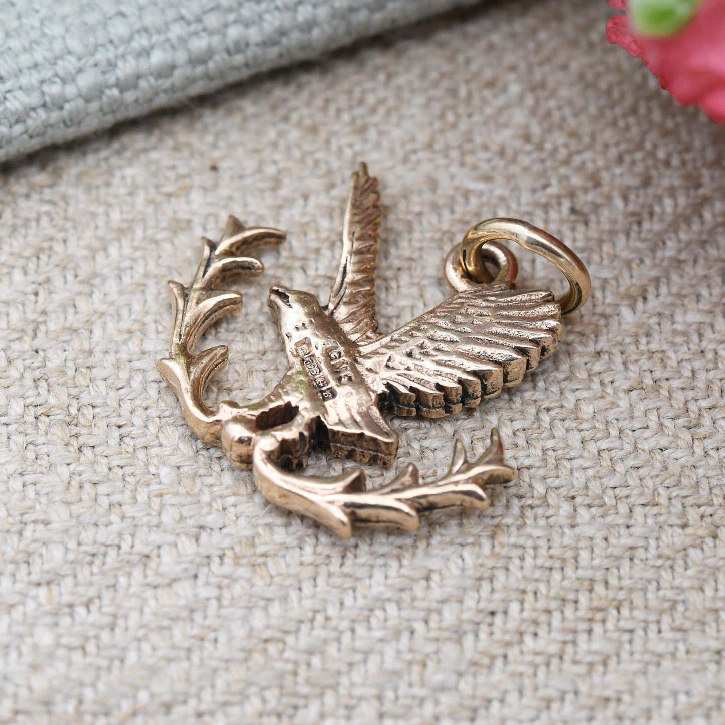 Vintage 9ct Gold Bird Charm Pendant Eagle Carrying a Laurel Branch 1976 - Solid Gold Jewellery USA Animal | Gift for Charm Necklace Bracelet