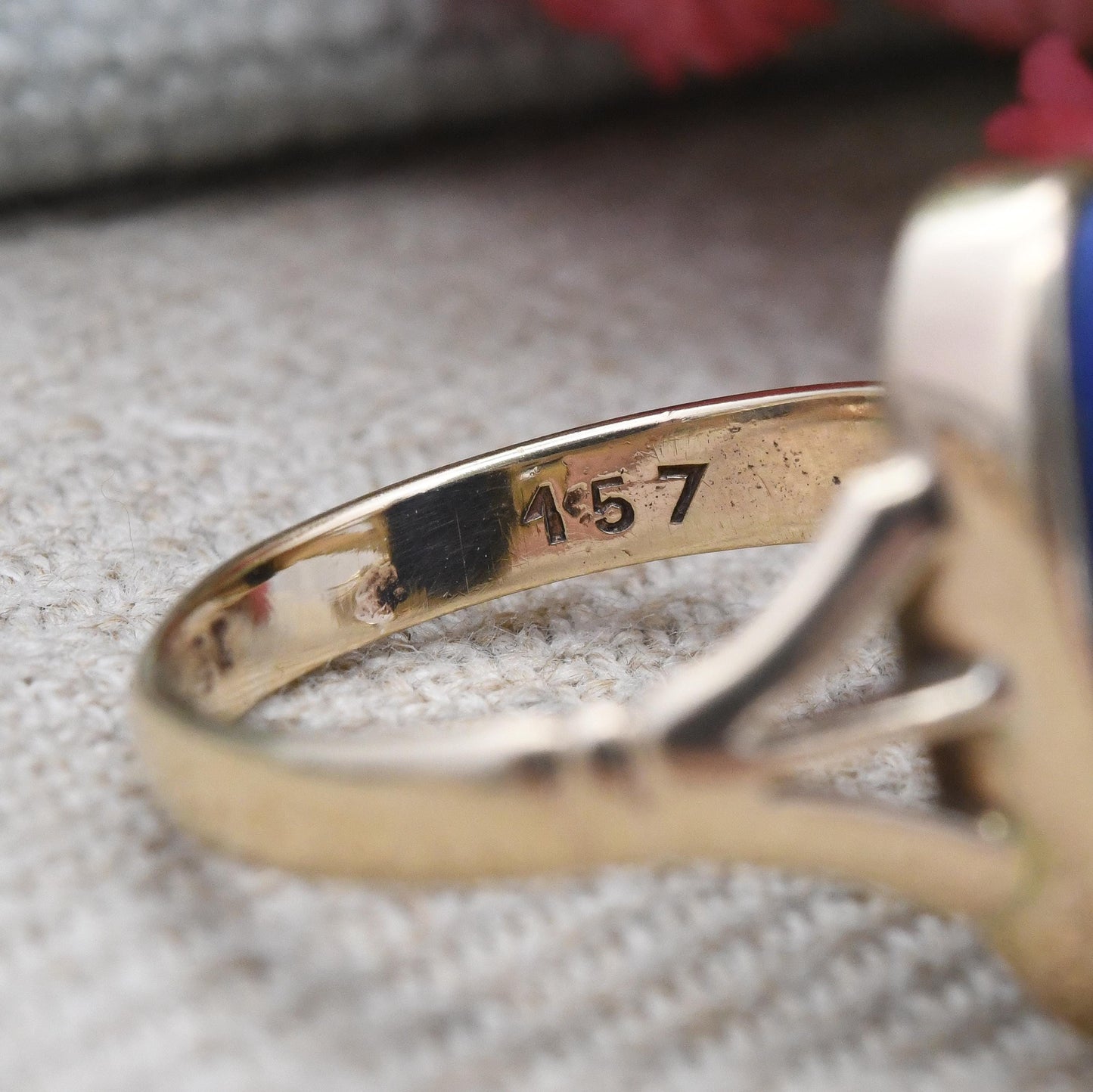 Vintage Wedgwood 9ct Gold Diana and Stag Cameo Ring Blue Jasperware c. 1930s - Roman God Diana the Huntress | UK Size - N | US Size - 6 3/4