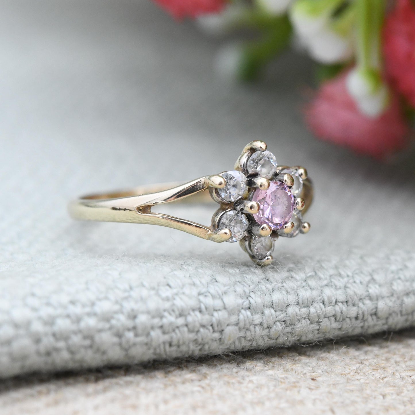 Vintage 9ct Gold Floral Cluster Ring with Pink CZ Clear Stone Halo c. 1980s - Occasional Dress Ring Gift | UK Size - M 1/2 | US Size - 6 1/2