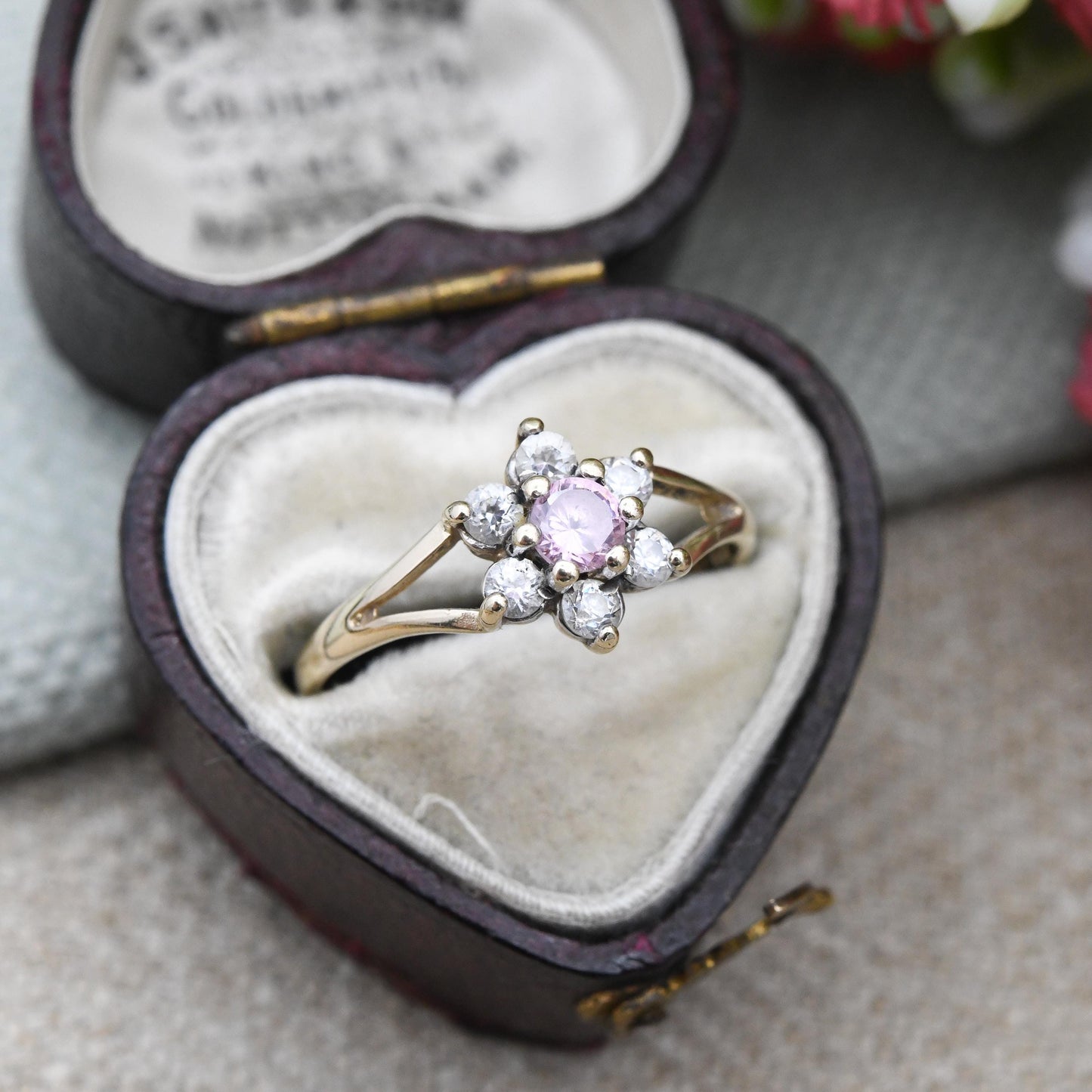 Vintage 9ct Gold Floral Cluster Ring with Pink CZ Clear Stone Halo c. 1980s - Occasional Dress Ring Gift | UK Size - M 1/2 | US Size - 6 1/2