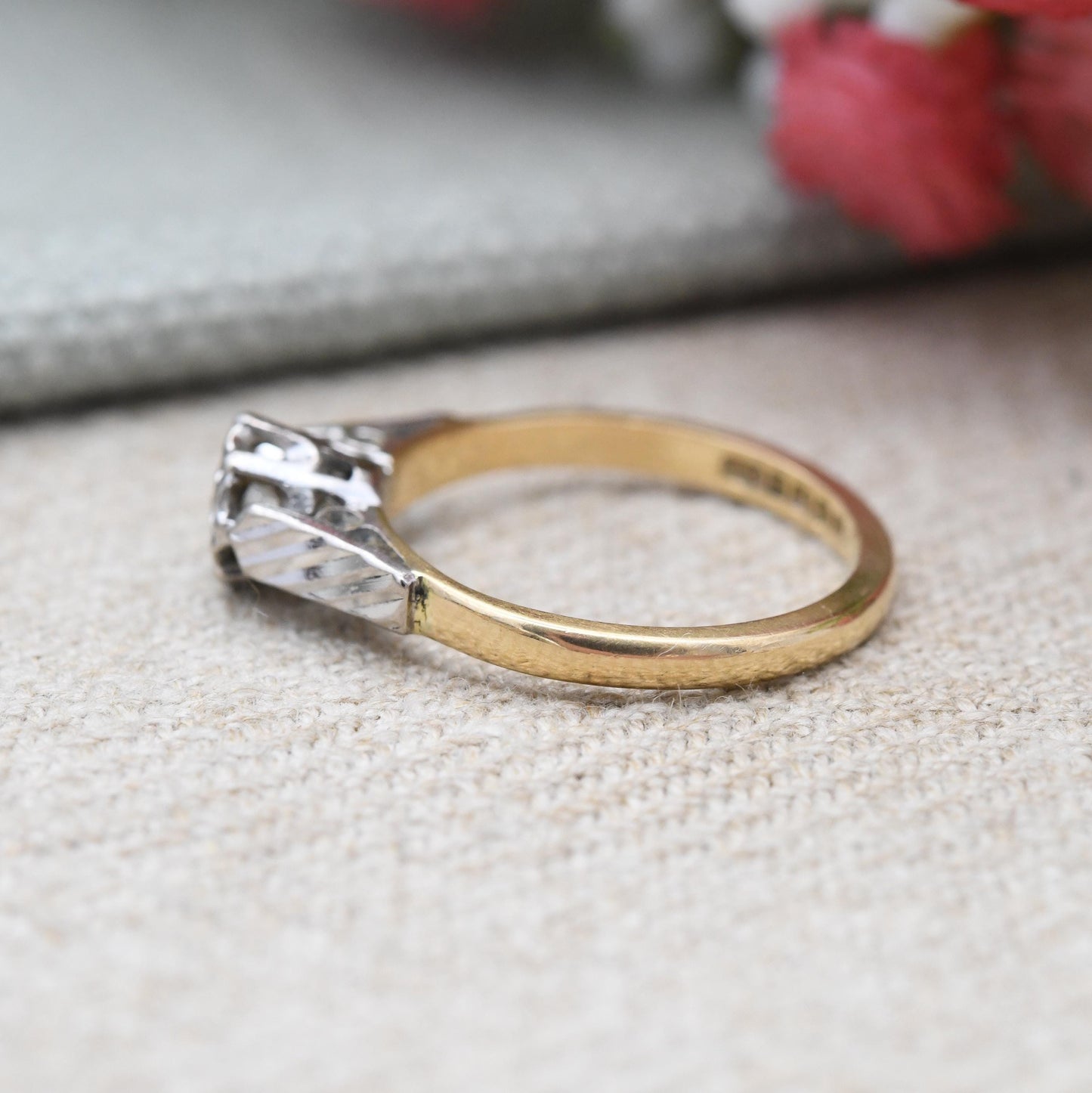 Vintage 18ct Gold Diamond Solitaire Ring 1970 White Illusion Setting - Two Tone Cathedral Set Engagement Ring | UK Size - K US Size - 5 1/4
