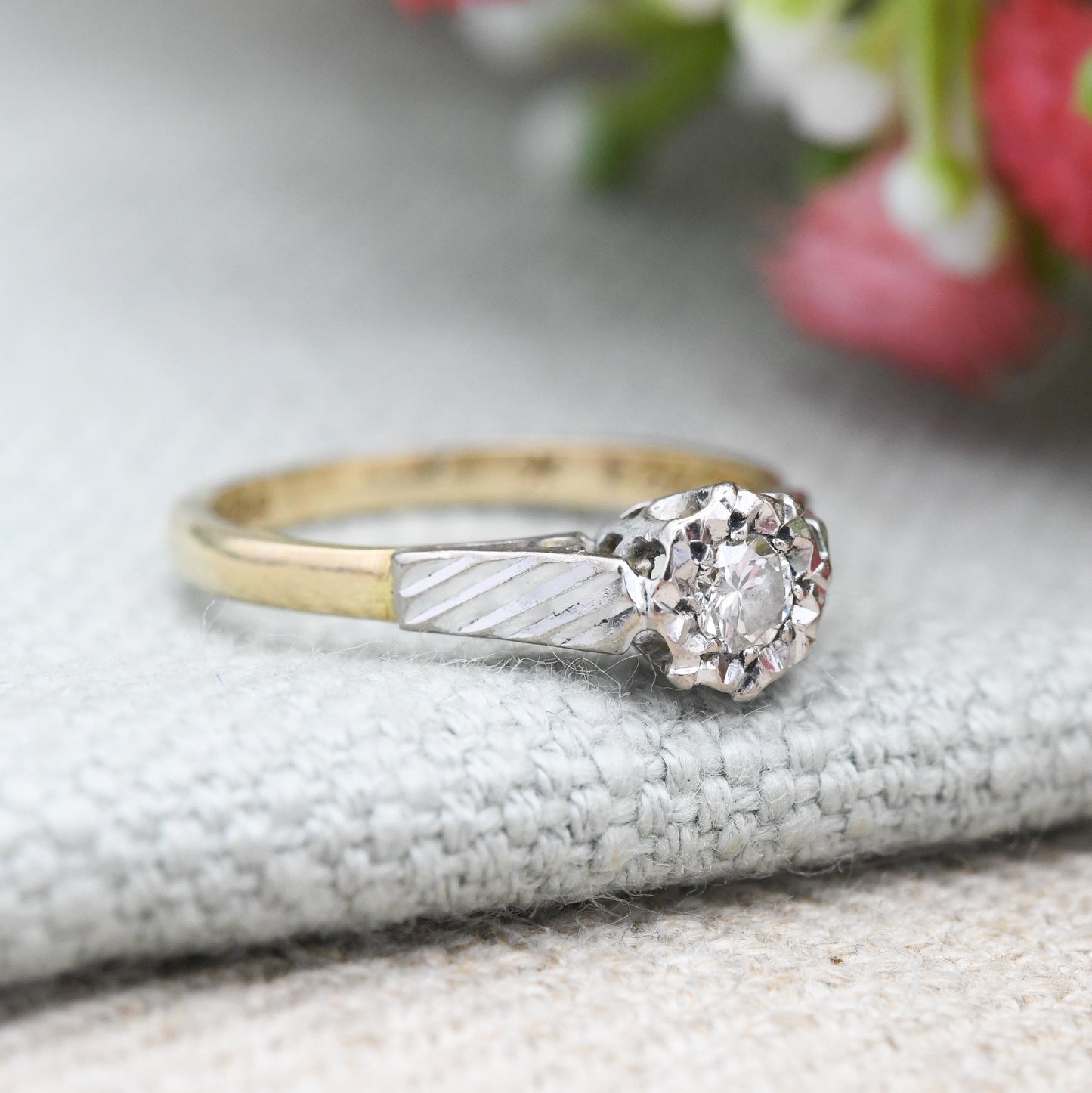 Vintage 18ct Gold Diamond Solitaire Ring 1970 White Illusion Setting - Two Tone Cathedral Set Engagement Ring | UK Size - K US Size - 5 1/4