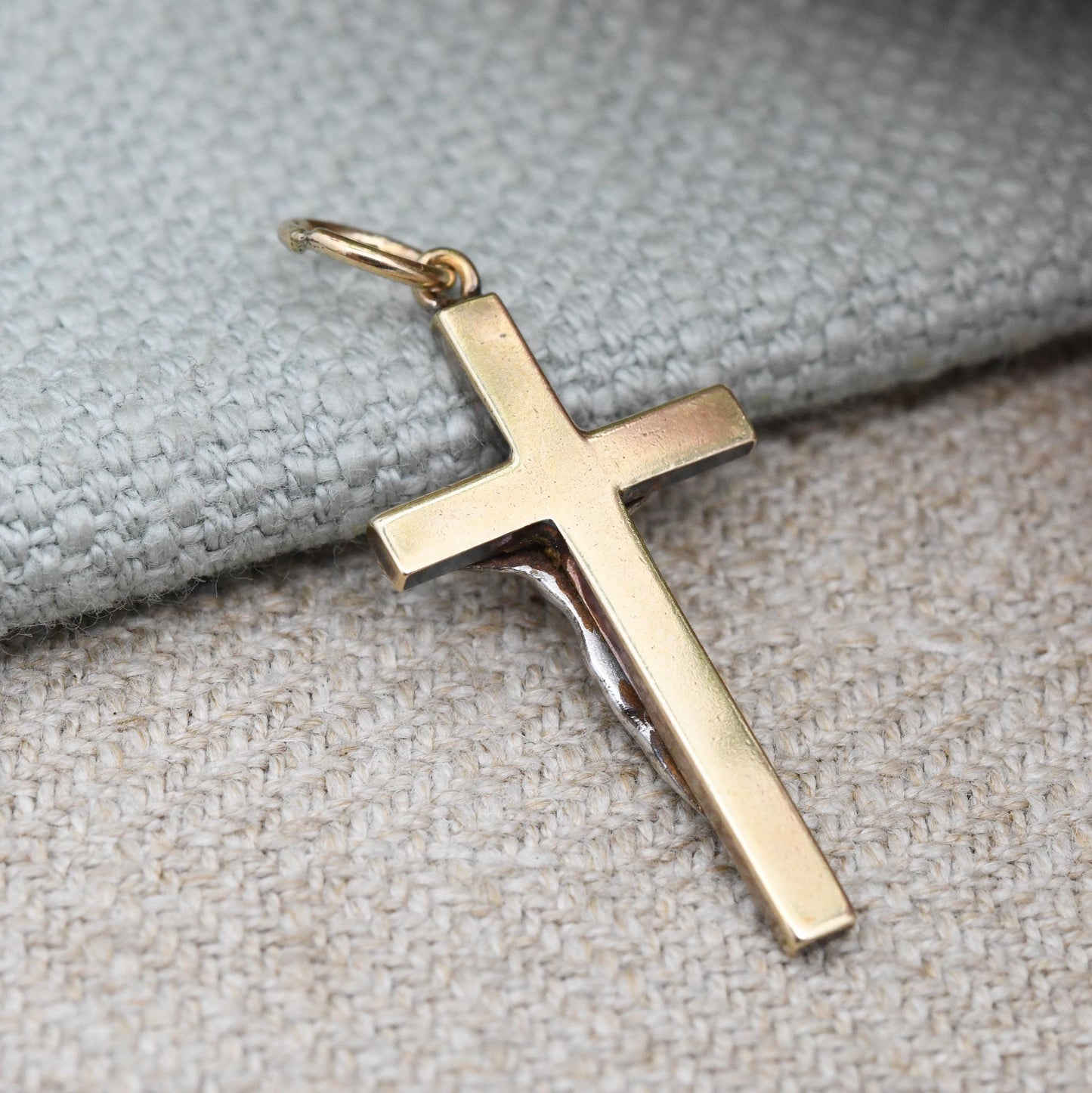 Antique 9ct Gold Jesus on the Cross Pendant Two Tone - Solid Yellow Gold White Gold Gift for Christening Baptism 3D Image Christian Pendant