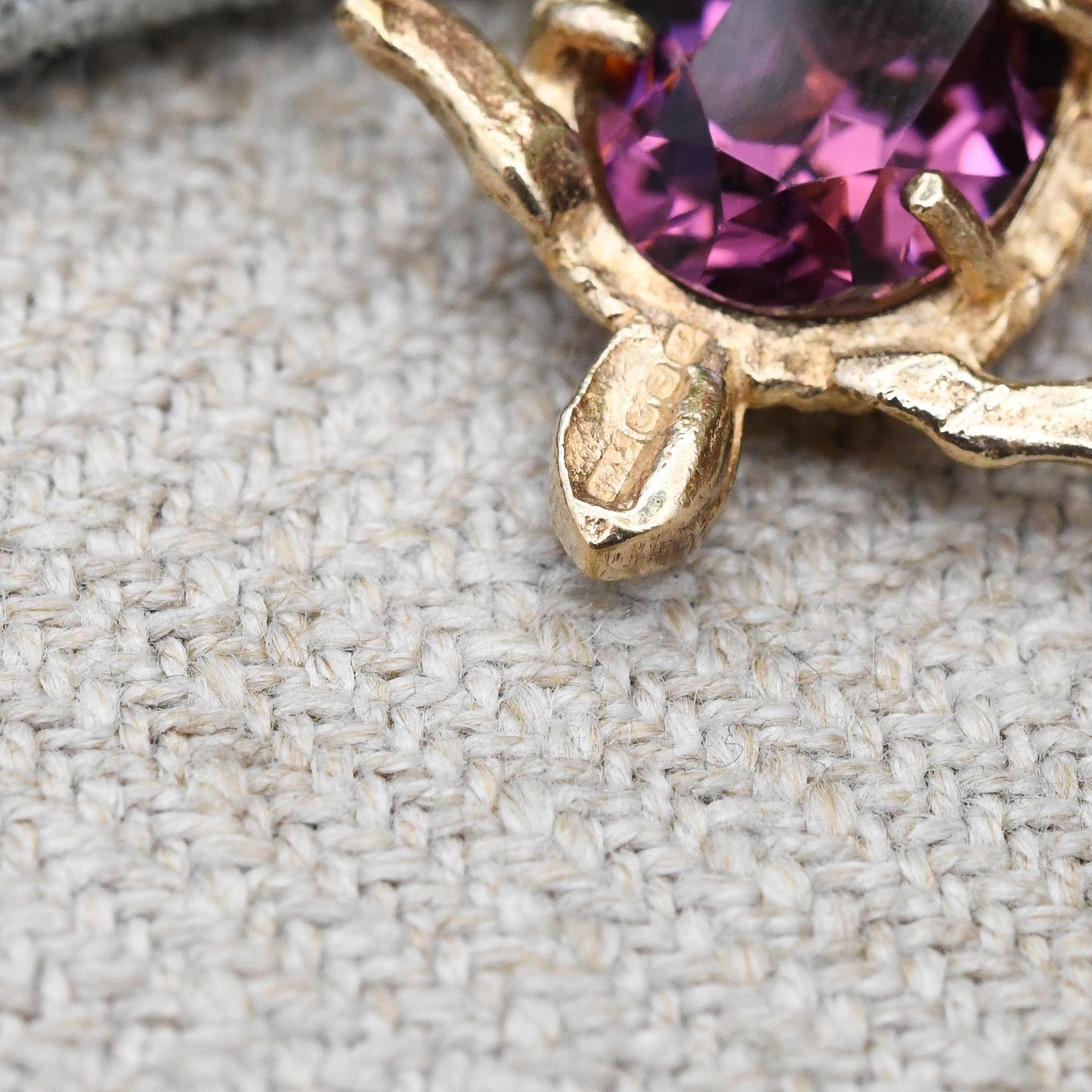Vintage 9ct Gold Sea Turtle Charm Pendant with Crystal Body 1967 - Rare Charm Quirky Charm Bracelet Necklace Cute Animal Jewellery Gift