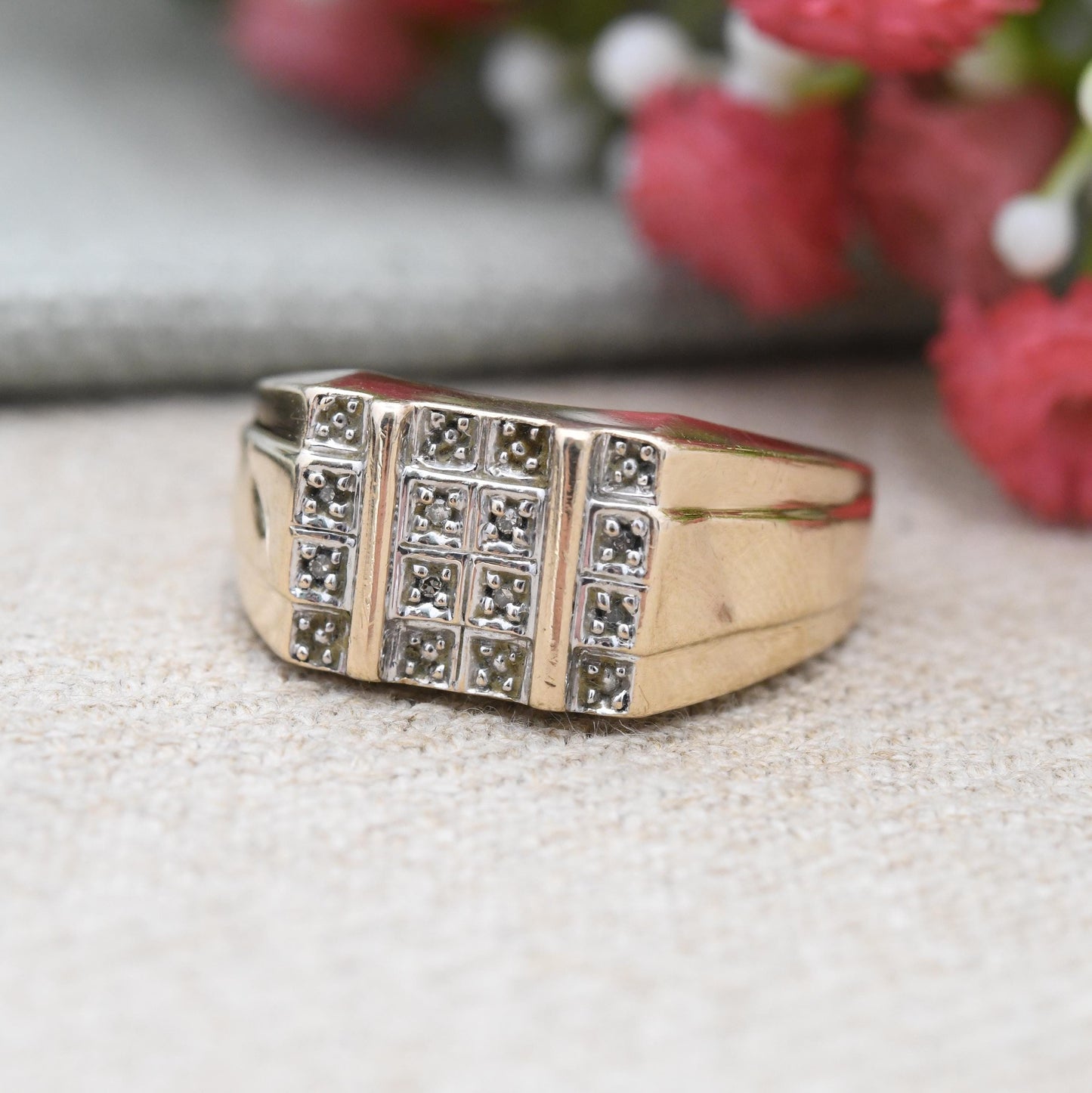 Vintage 9ct Gold Diamond Signet Ring White Gold Setting - Unisex Solid Yellow Gold Jewellery Gift for Him | UK Size - S | US Size - 9 1/4