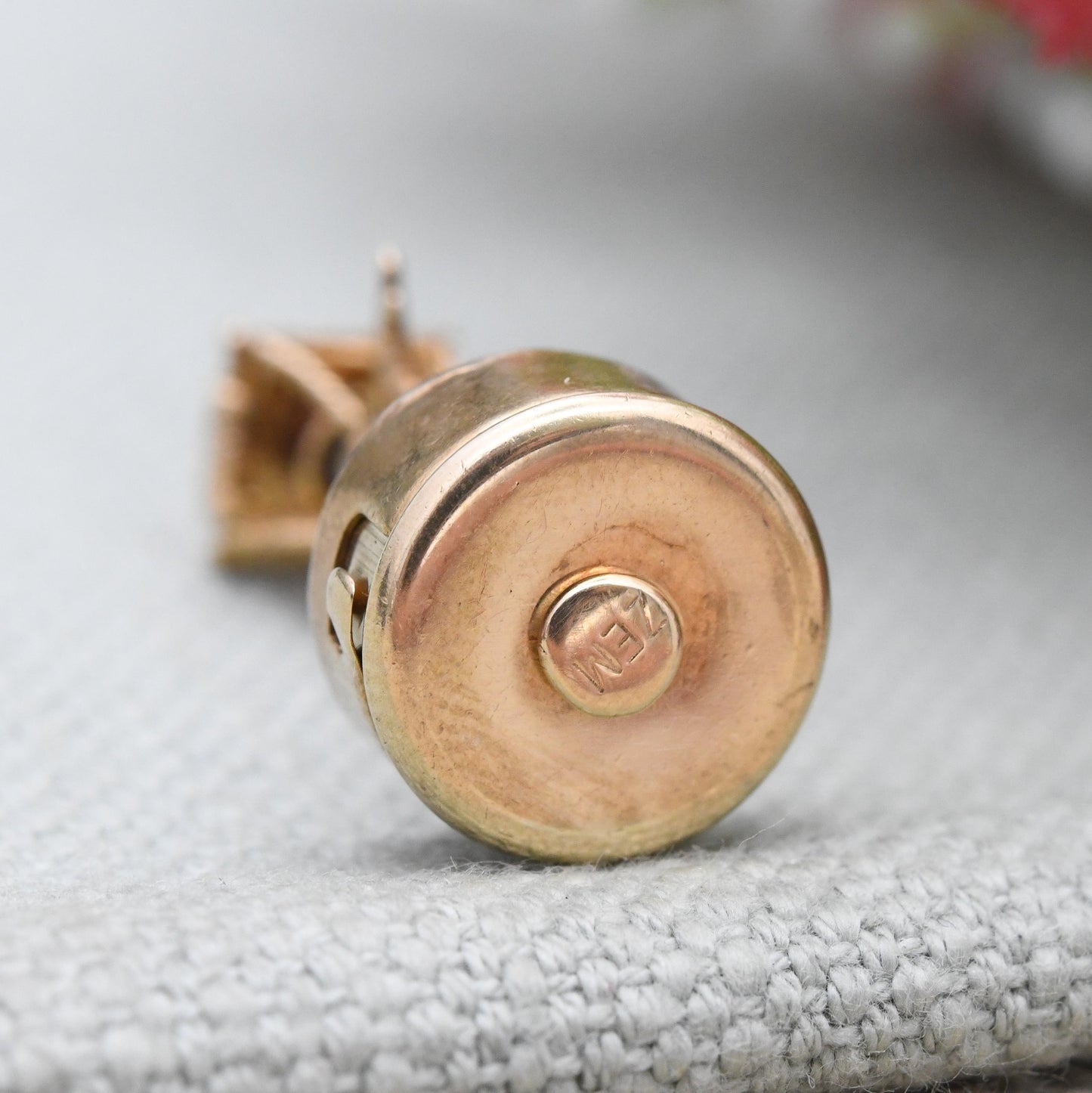 Vintage 9ct Gold Mechanical Street Lamp Charm Pendant 1964 Zem - with Battery Light | Quality Solid Gold Charm for Bracelet Necklace Stack