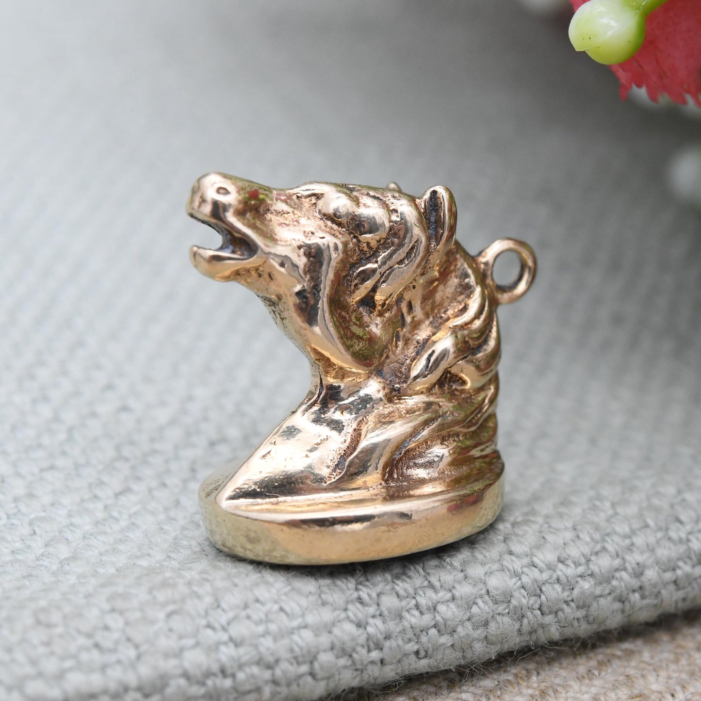 Vintage 9ct Gold Fob Pendant Horse Head with Carnelian c. 1950s - Gemstone Watch Fob Pendant | Antique Style | Chess Knight Charm Jewellery