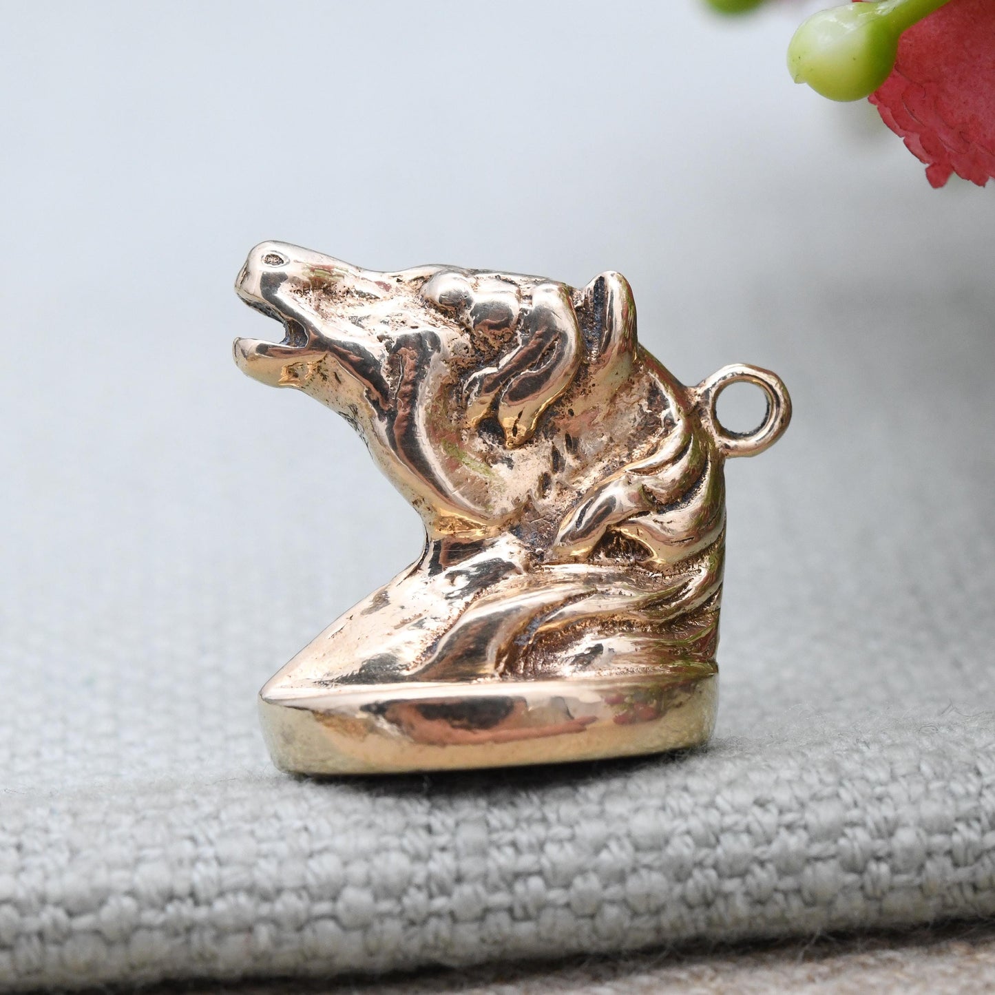 Vintage 9ct Gold Fob Pendant Horse Head with Carnelian c. 1950s - Gemstone Watch Fob Pendant | Antique Style | Chess Knight Charm Jewellery