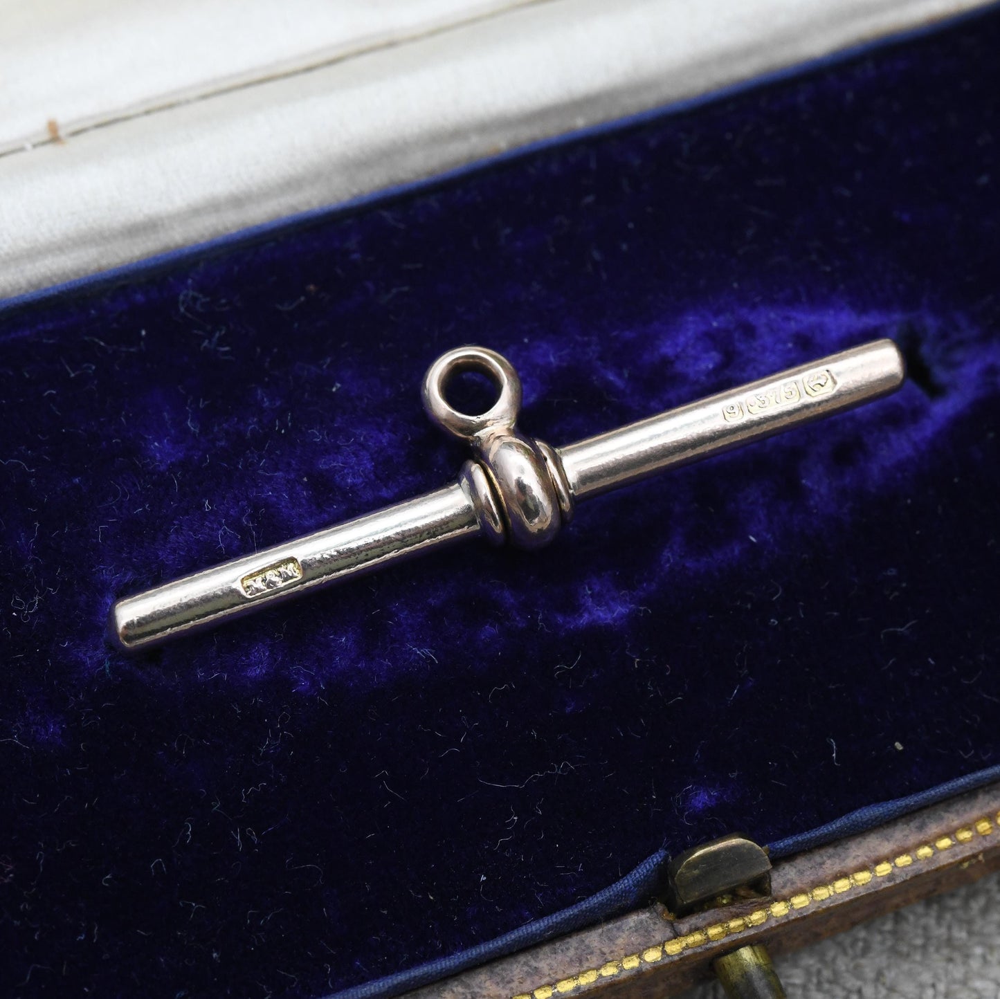 Antique 9ct Gold T-Bar Pendant Charm c. 1910s Edwardian Era - Chunky Solid Gold Jewellery Gift Charm Bracelet Pendant Necklace M&M Hallmarks
