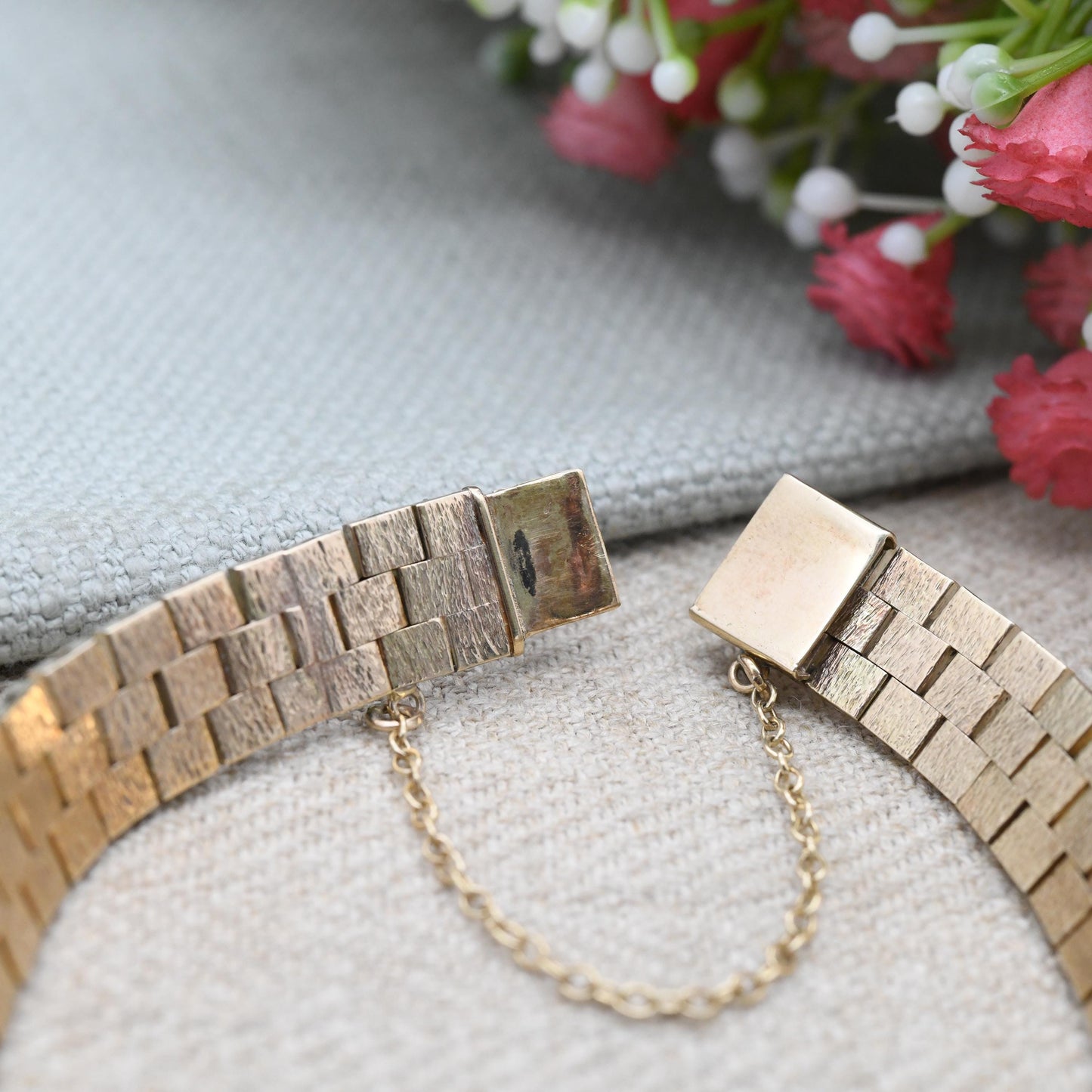 Vintage 9ct Gold Bracelet Brick Link c. 1980 - Flexible Liquid Link | Brushed Textured Yellow Gold | Unisex Solid Gold Jewellery Gift | 19cm