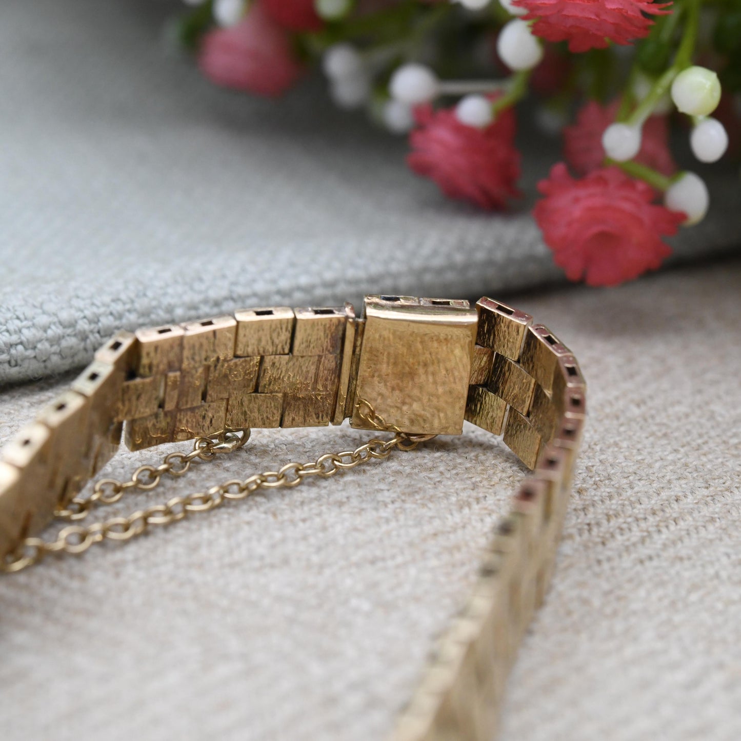 Vintage 9ct Gold Bracelet Brick Link c. 1980 - Flexible Liquid Link | Brushed Textured Yellow Gold | Unisex Solid Gold Jewellery Gift | 19cm
