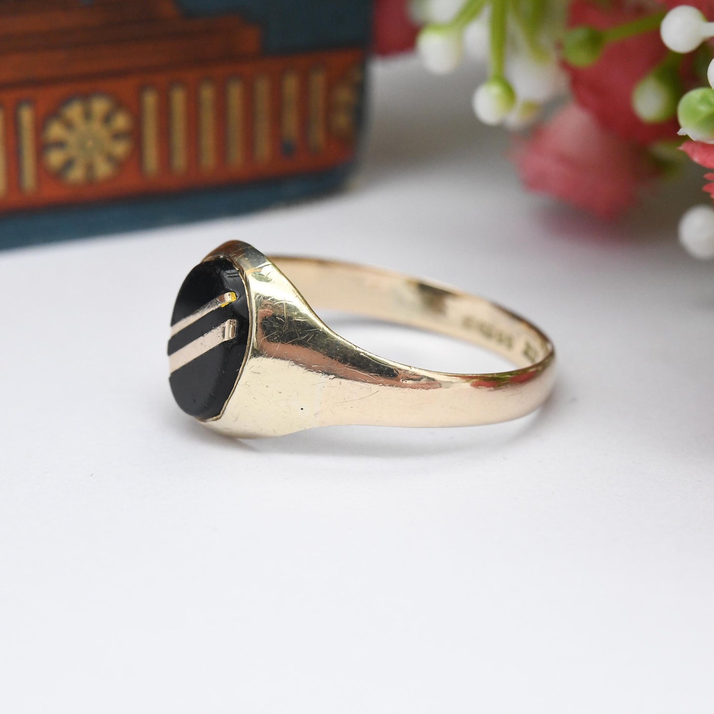 Vintage 9ct Gold Onyx Signet Ring 1990 with Double Gold Stripes - Mid-Century Unisex Jewellery Gift for Him | UK Size - U | US Size - 10