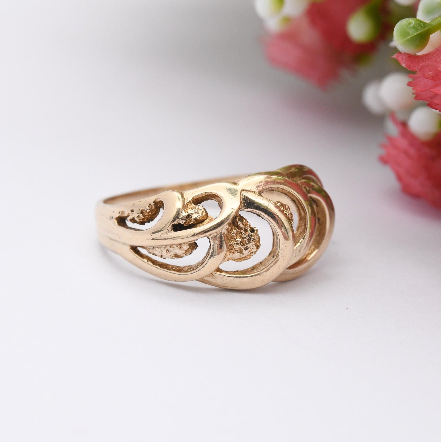 Vintage 9ct Gold Ring with Open Waves Design 1985 - Openwork Stylised Ring | Modernist Figural Shapes | UK Size - M 1/2 | US Size - 6 1/2