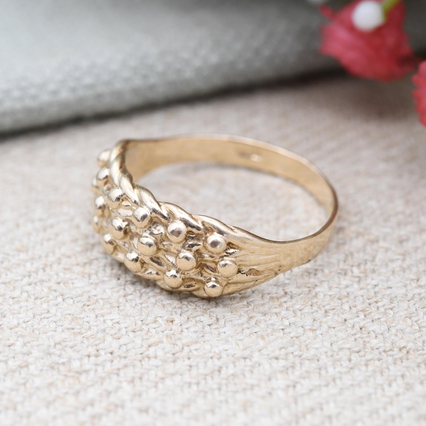 Vintage 9ct Gold Keeper Ring 1991 - Three Row Textured Knotted Band Love Symbol | Everyday Gold Jewellery | UK Size - V | US Size - 10 1/2