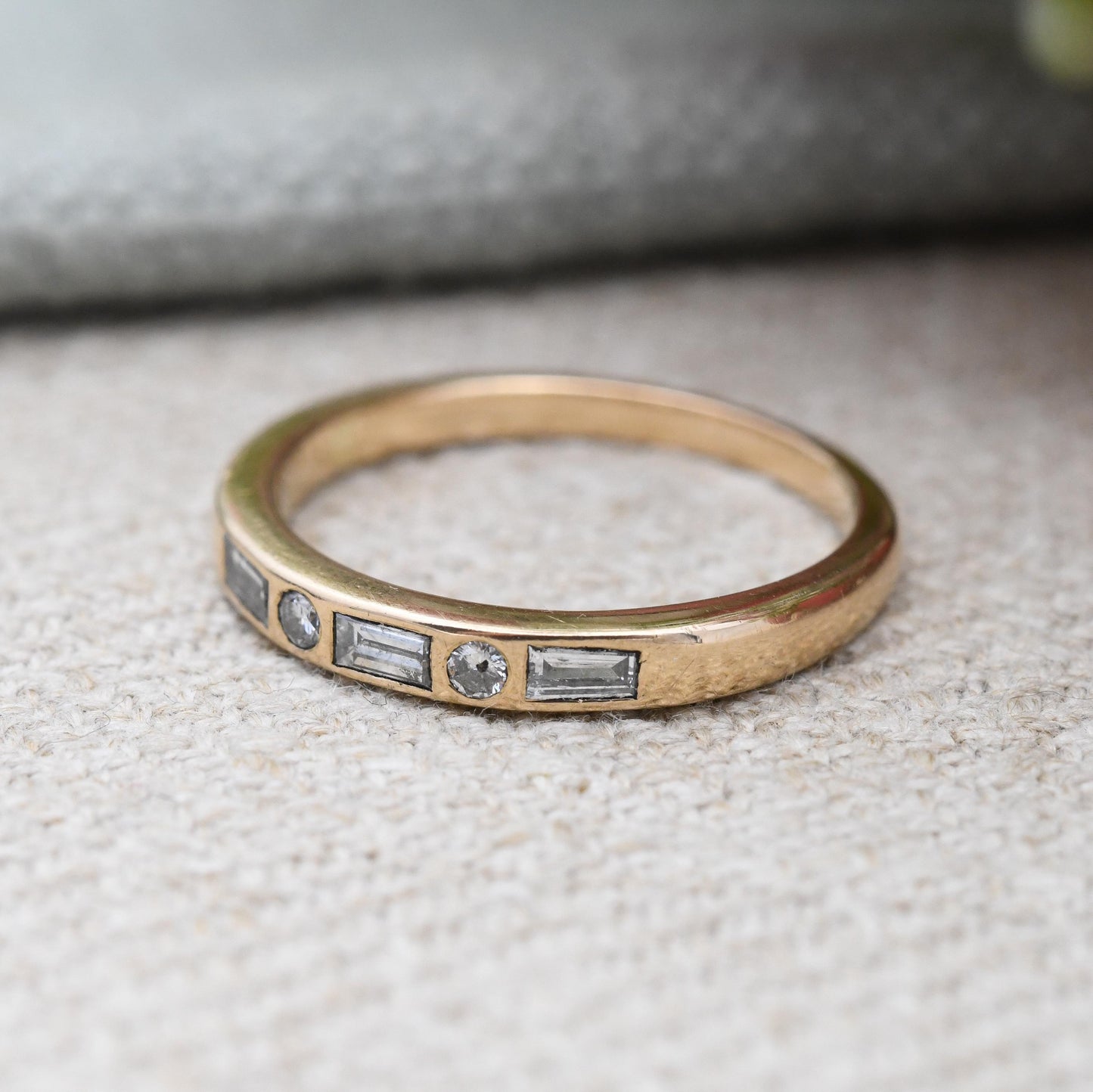 Vintage 18ct Gold Diamond Ring Flush Setting - Alternating Cut Baguette Round Engagement Stacking Band | UK Size - M 1/2 | US Size - 6 1/2