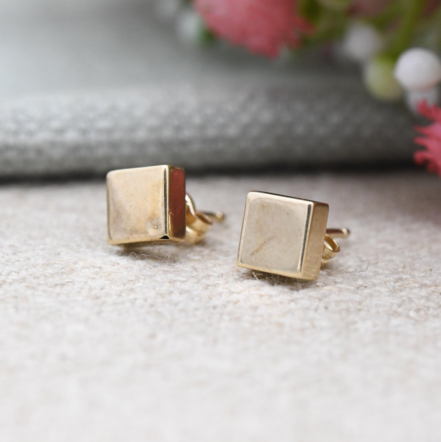 Vintage 9ct Gold Square Stud Earrings - Cube Shape Small Studs | Solid Gold Jewellery Gift for Her Unisex Style | with Butterfly Backs