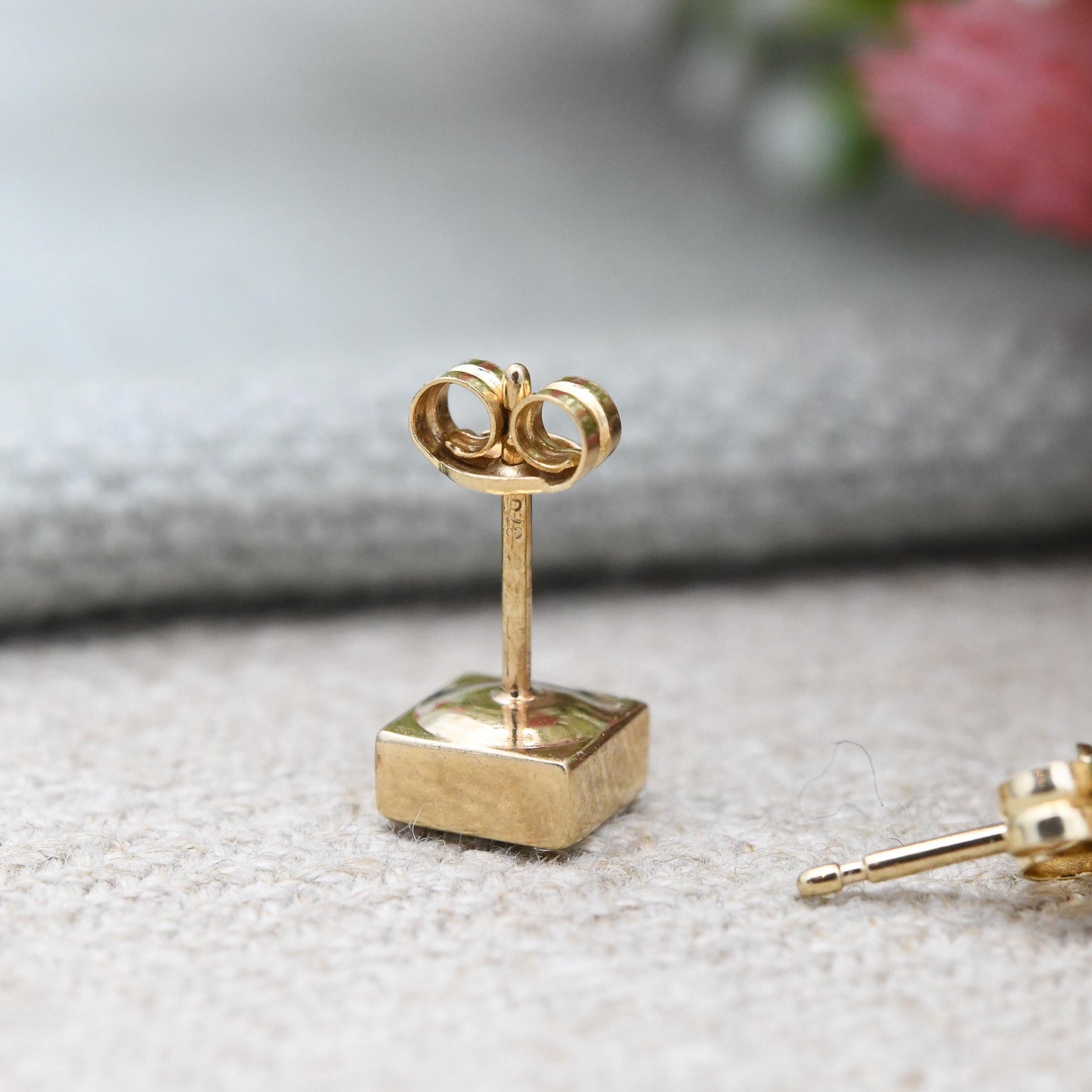Vintage 9ct Gold Square Stud Earrings - Cube Shape Small Studs | Solid Gold Jewellery Gift for Her Unisex Style | with Butterfly Backs