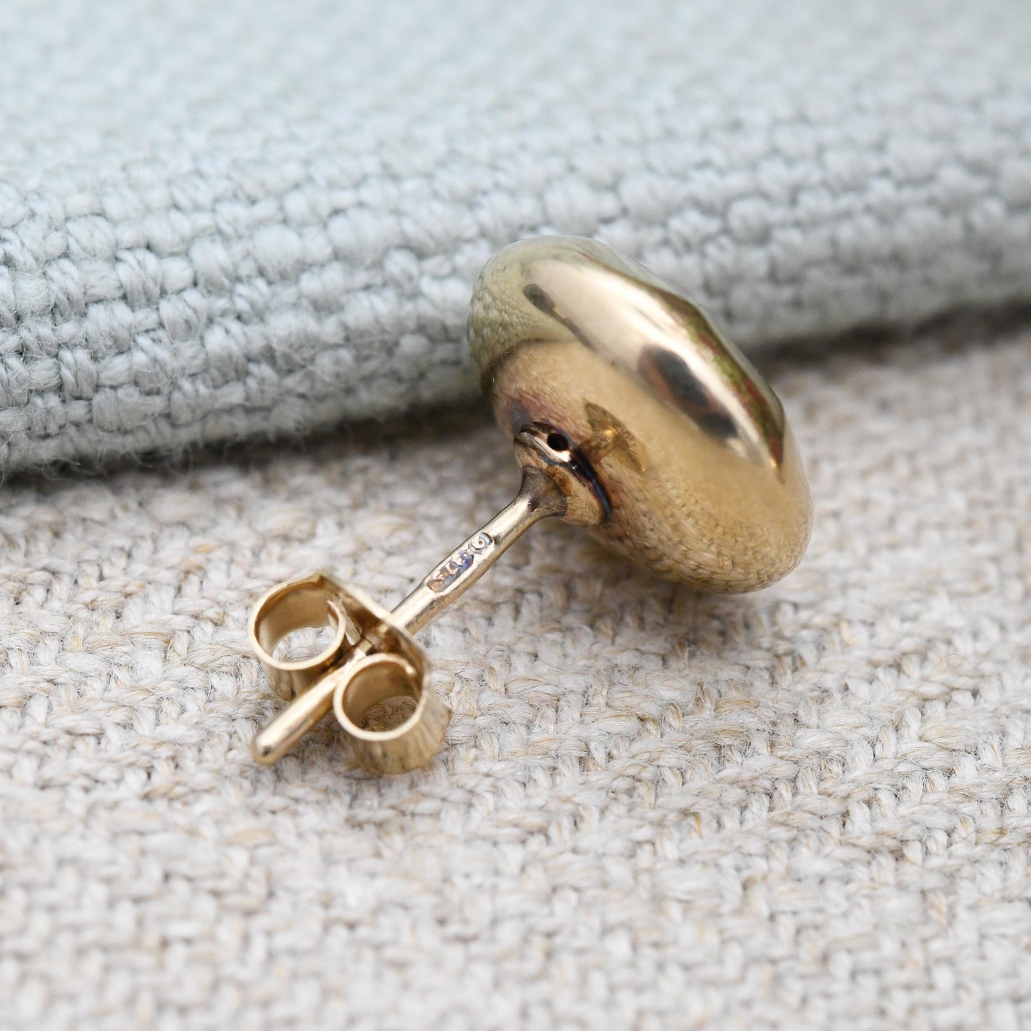 Vintage 9ct Gold Faceted Circle Stud Earrings c. 1960s 1970s - Mid-Century Large Round Yellow Gold Studs | Gift for Her | Butterfly Backs