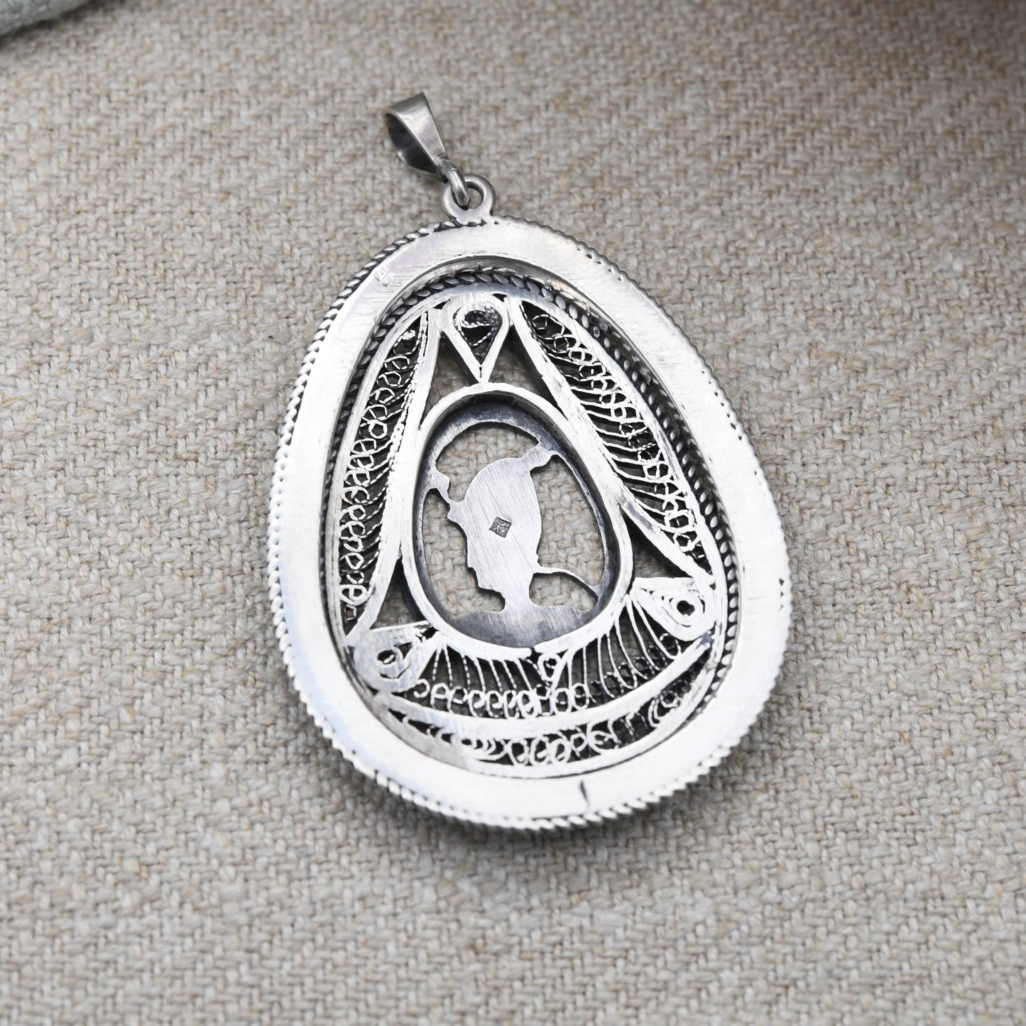 Vintage Egyptian Silver Pharaoh Pendant with Open Cut Out Design - Large Ancient Egypt Souvenir Symbol Jewellery | Egyptian Revival Pendant