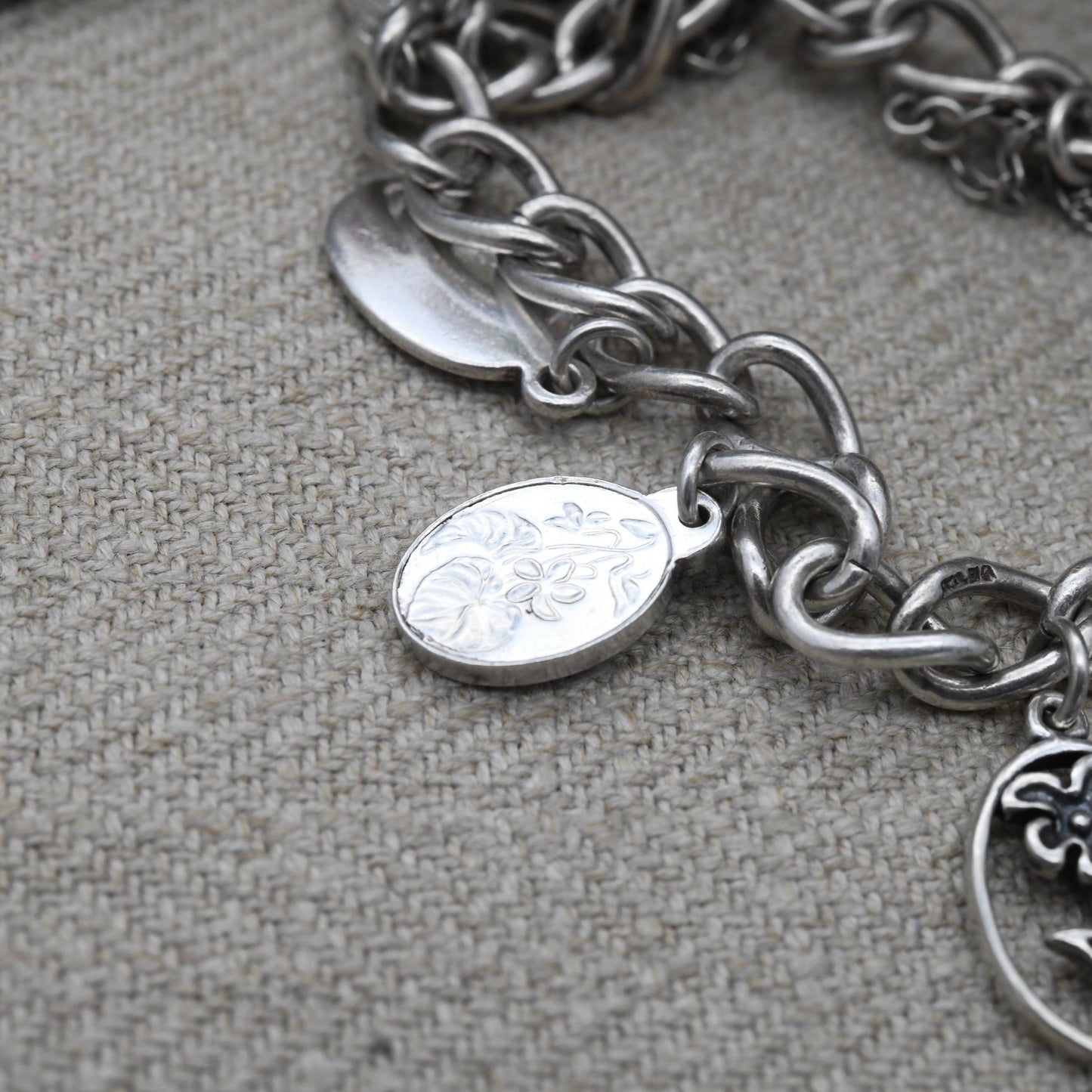 Vintage Sterling Silver Charm Bracelet with 11 Charms 1975 - Danbury Mint Charming Bears Forget Me Not Flowers | Curb Links Charm Set