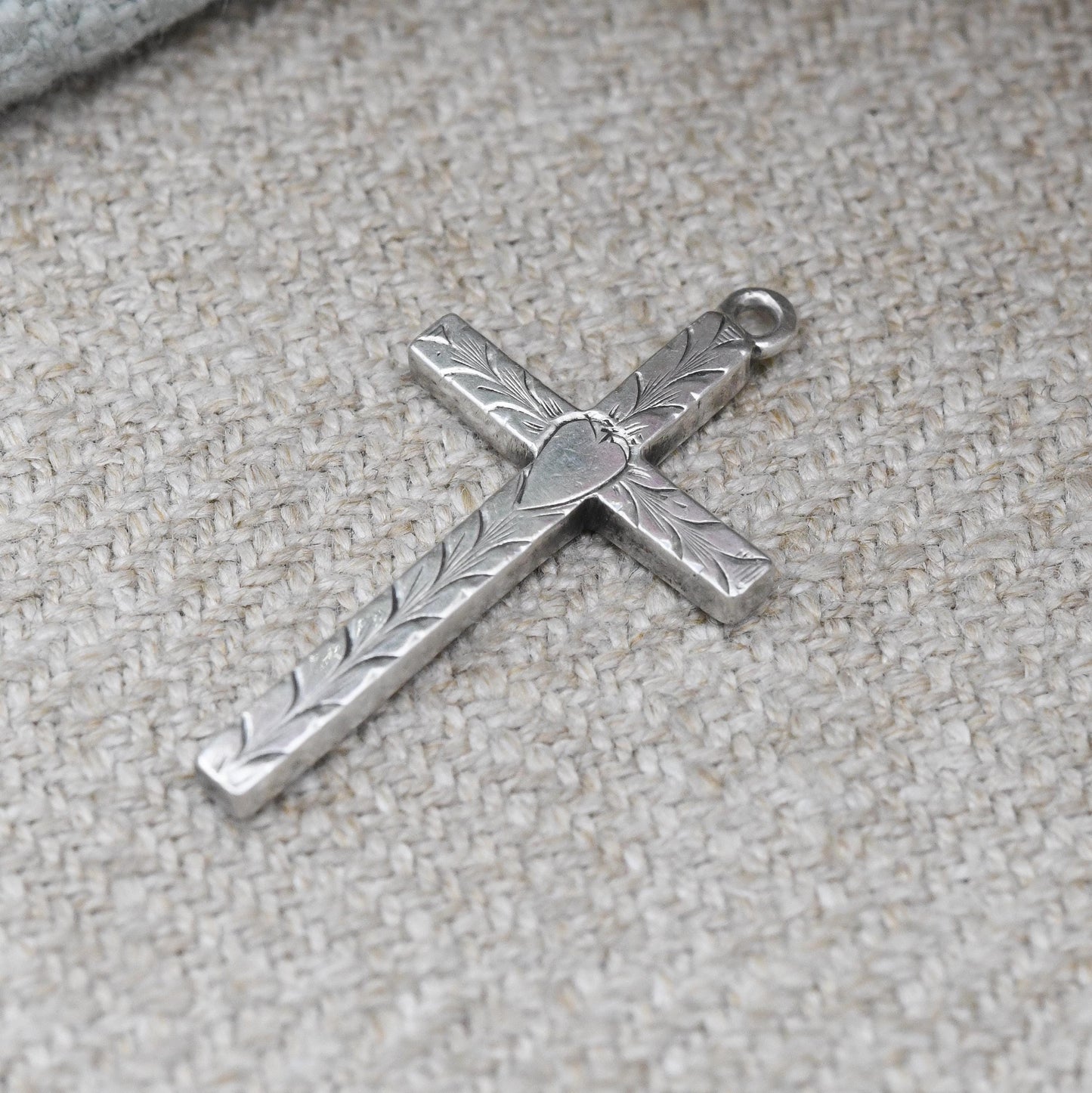 Vintage Sterling Silver Cross Pendant with Engraved Heart - Hand Carved Pretty Cross with Leaf Design | Cute Gift for Baptism Christening