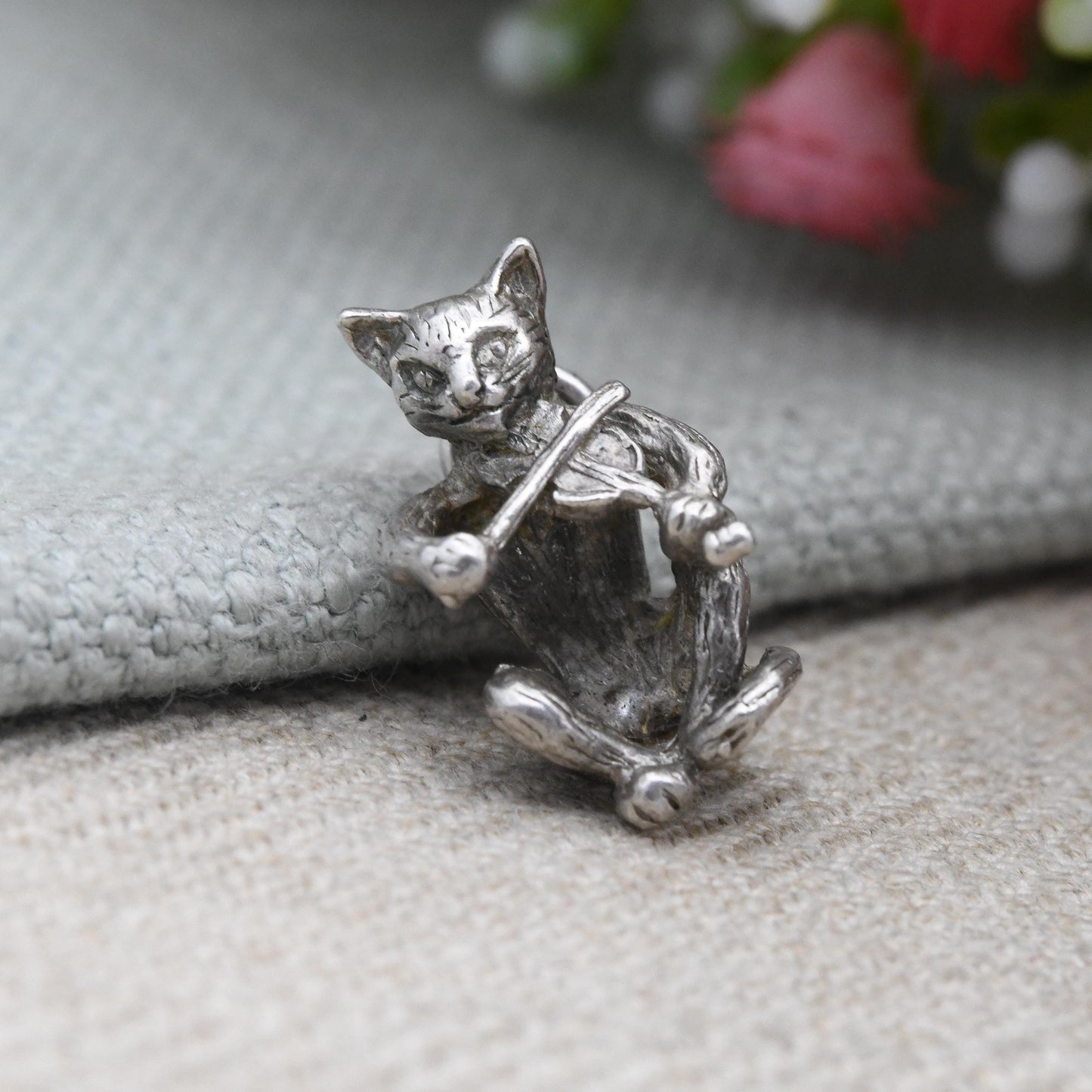 Vintage Sterling Silver Cat Playing a Fiddle Charm Pendant c. 1960s - Children's Nursery Rhyme Theme Charm | Sitting Cat Anthropomorphic