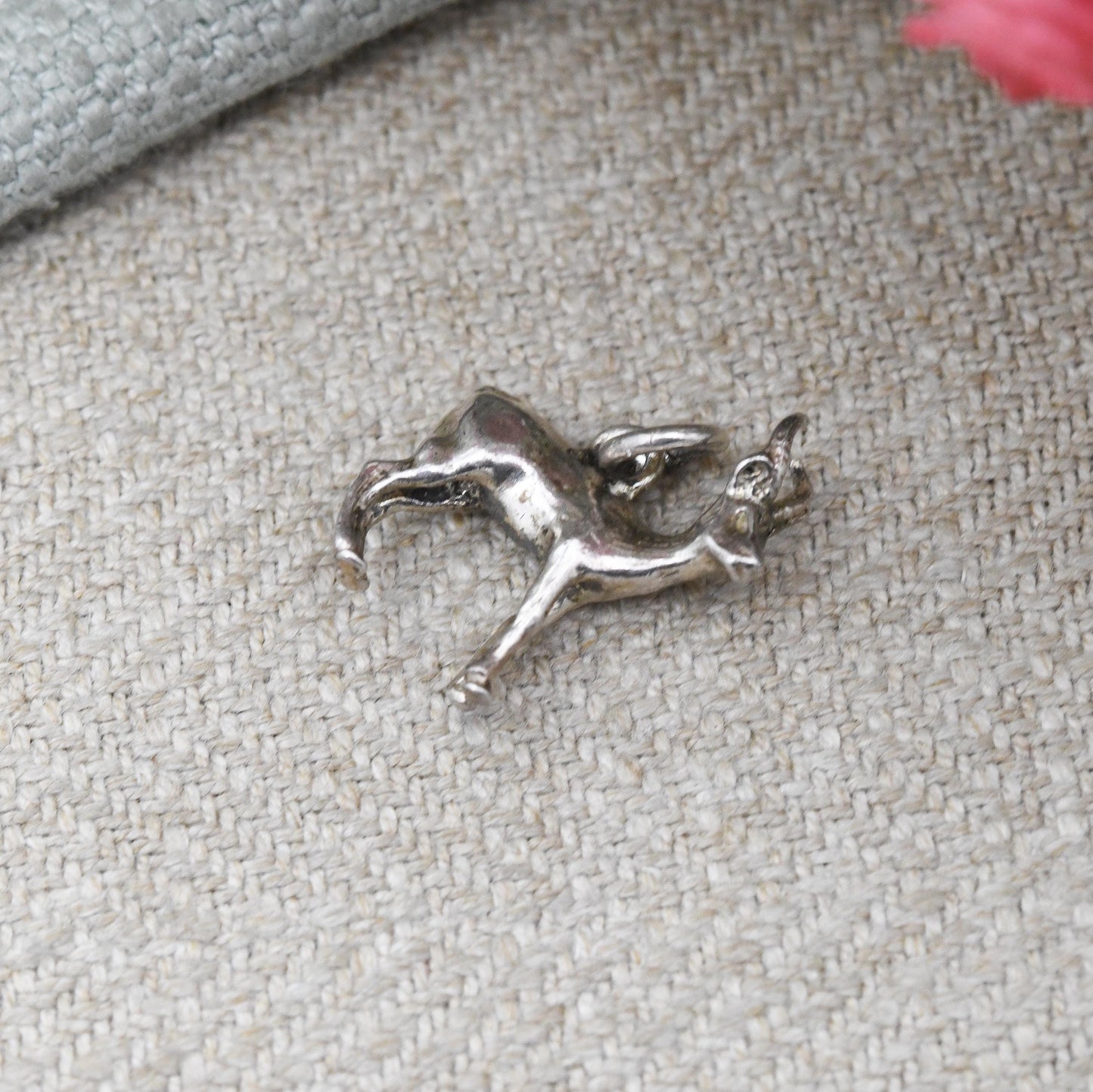 Vintage Sterling Silver Antelope Charm Pendant - Gazelle Pendant Deer with Horns Antlers | African Animal Jewellery Gift for Charm Bracelet