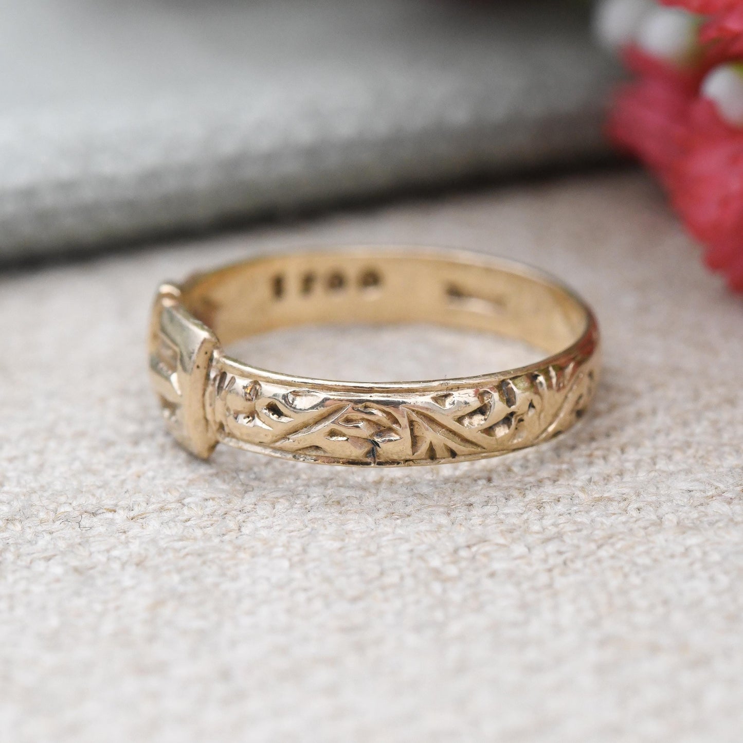 Vintage 9ct Gold Buckle Ring 1982 with Ornate Scrolling Design - Victorian Style Belt Buckle Gold Band | UK Size - M 1/2 | US Size - 6 1/2