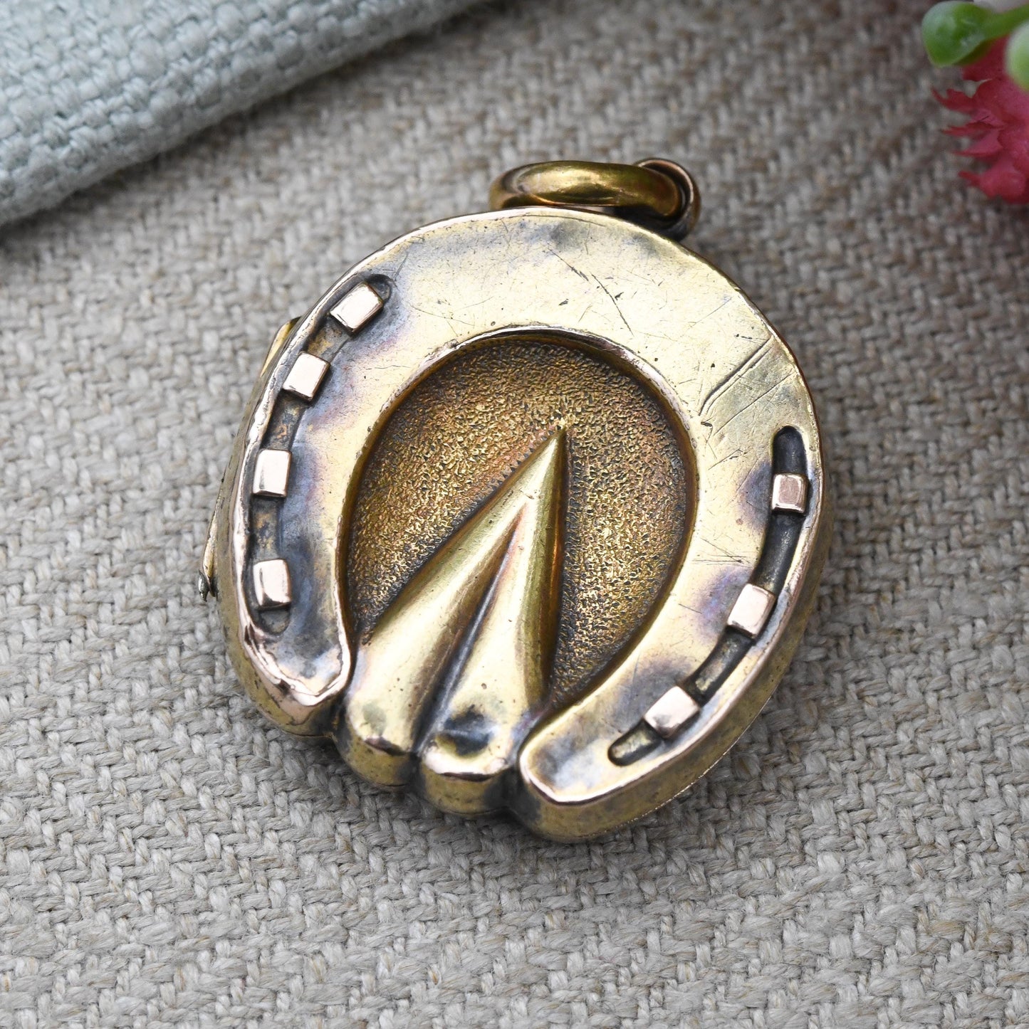 Antique Victorian Horseshoe Locket Pendant with Old Photograph Inside - Large Chunky Locket Necklace | Pinchbeck Jewellery Collectable