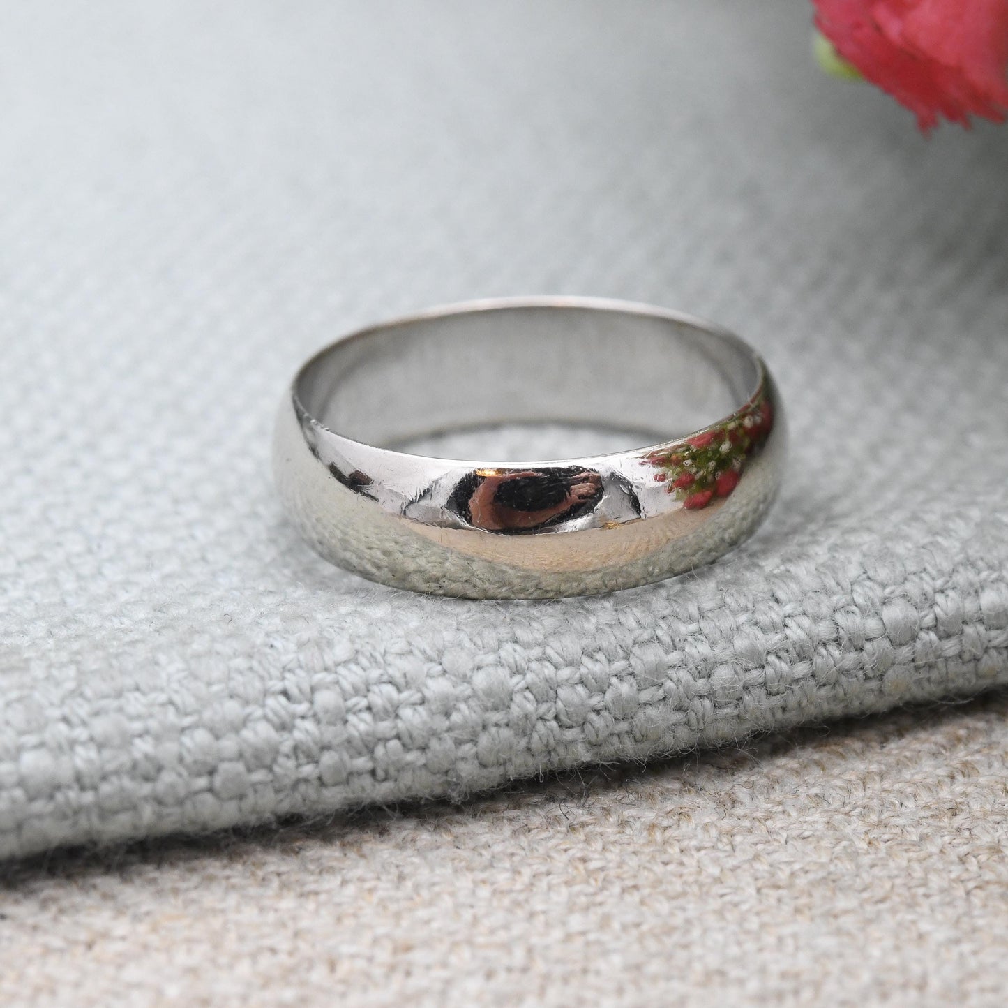Vintage 9ct White Gold Band Ring - Unisex Minimalist Jewellery Plain Gold Wedding Band 5mm Wide Band | UK Size - O | US Size - 7 1/4