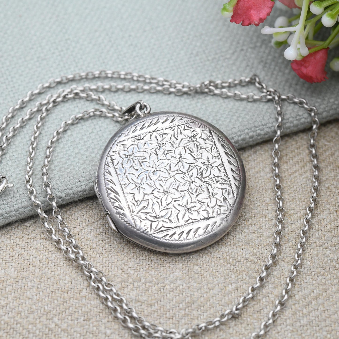 Vintage Sterling Silver Locket Pendant Necklace with Engraved Floral Design 1965 Joseph Smith & Sons JS - Large Circle Locket Jewellery Gift