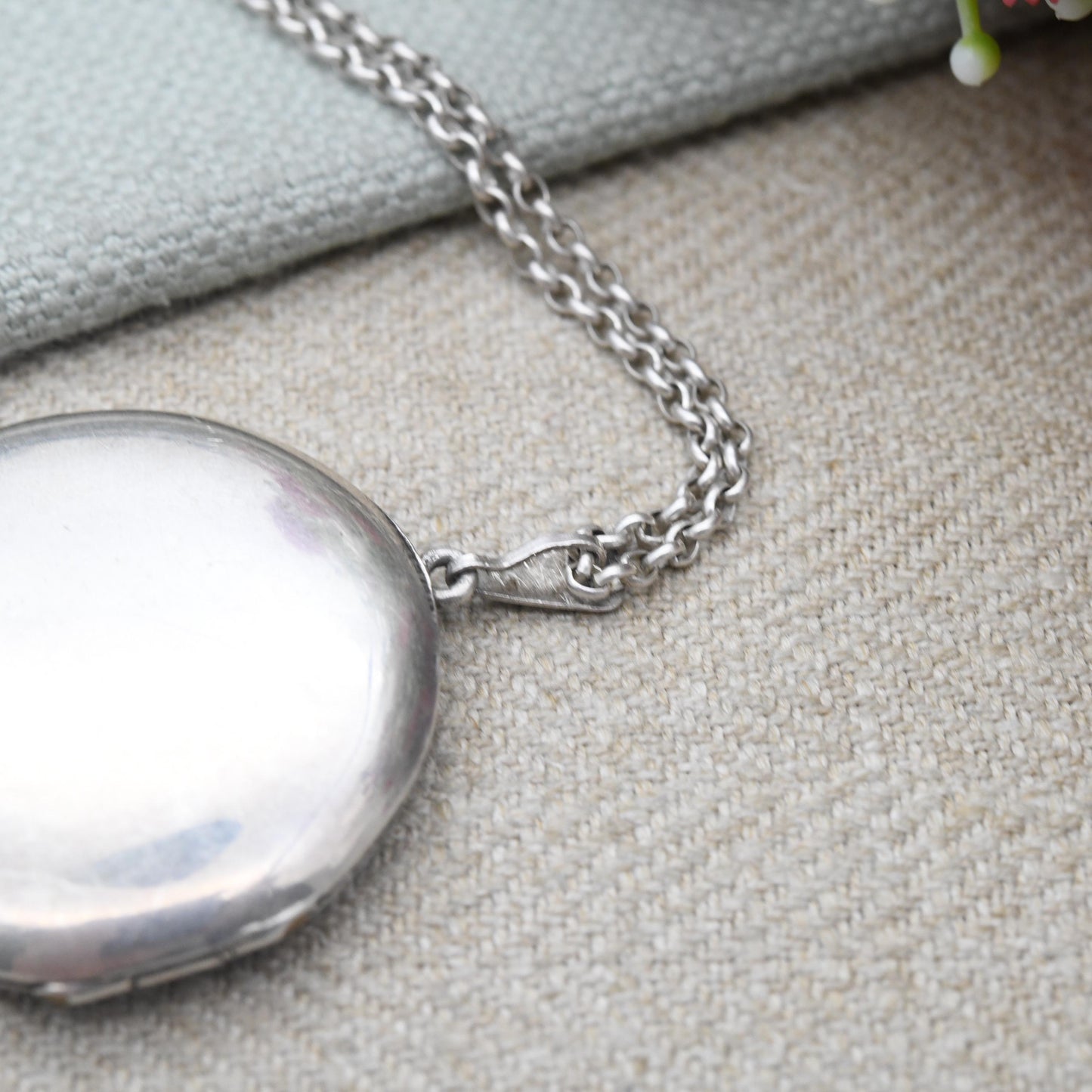 Vintage Sterling Silver Locket Pendant Necklace with Engraved Floral Design 1965 Joseph Smith & Sons JS - Large Circle Locket Jewellery Gift