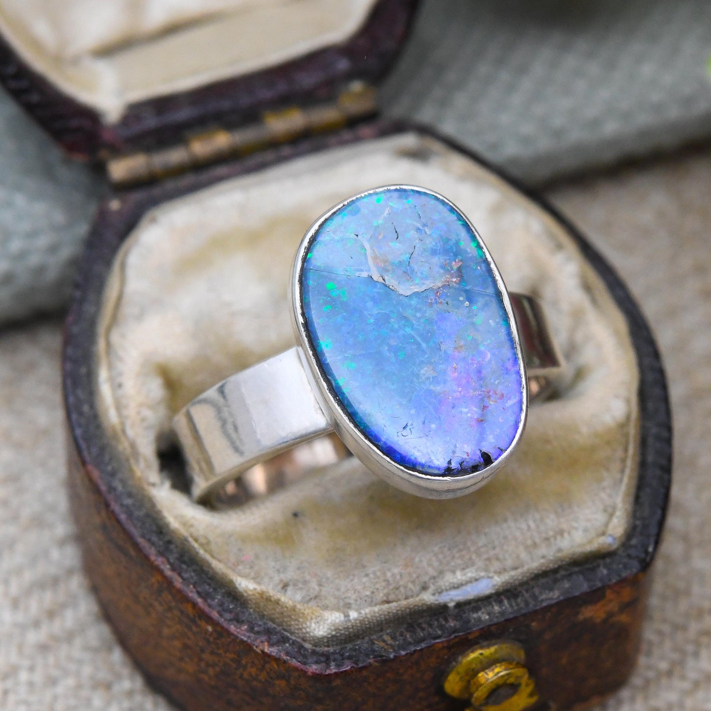 Vintage Sterling Silver Boulder Opal Ring - Chunky Mid-Century Statement Jewellery | Unisex Large Blue Stone | UK Size - N 1/2 | US Size - 7
