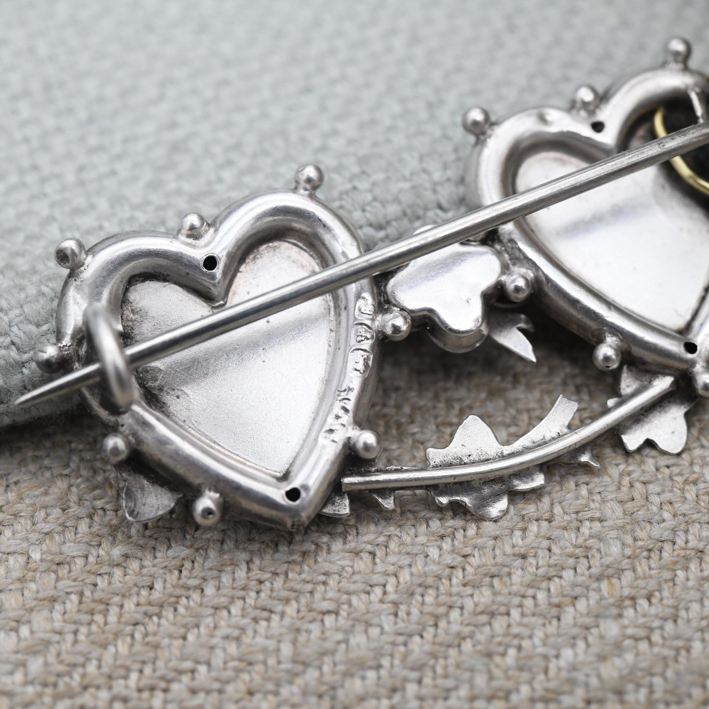 Antique Mizpah Brooch Victorian Sterling Silver 1900 - Silver Sweetheart Jewellery | Two Hearts Entwined with Ivy | Symbolic Sentimental Pin