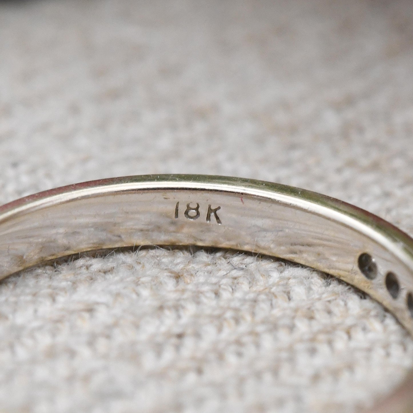 Vintage 18ct Gold Half Eternity Diamond Ring 25 Points 0.25 Carats - Channel Engagement Wedding Band Stacker | UK Size - M | US Size - 6 1/2