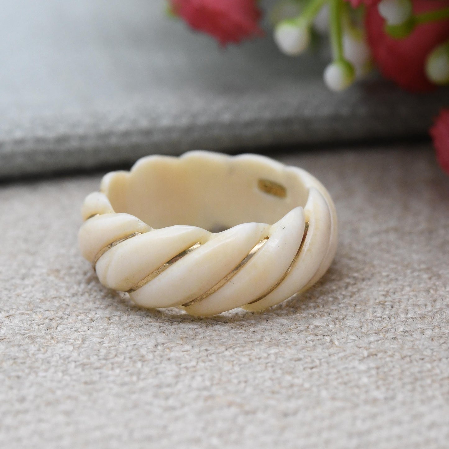 Vintage 9ct Gold Bone Ring Carved Spiral Band - Gold Inlay Wrapped Animal Bone Jewellery | Chunky Band Ring | UK Size - L | US Size - 5 3/4