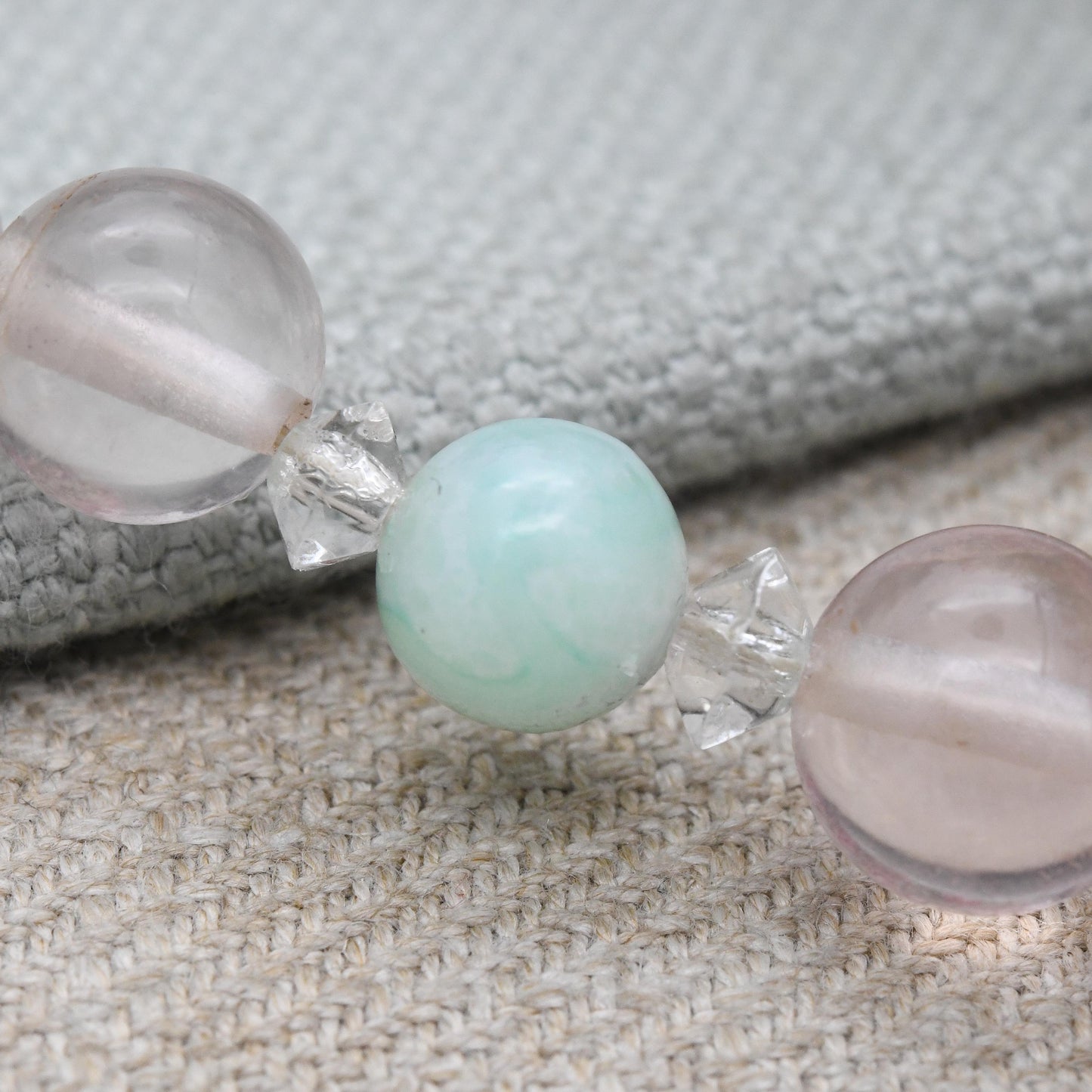 Vintage 9ct Gold Clasp Gemstone Necklace with Rose Quartz - Graduated Round Gem Beads Pink and Green Faceted Rock Crystal | Length 36cm 14"