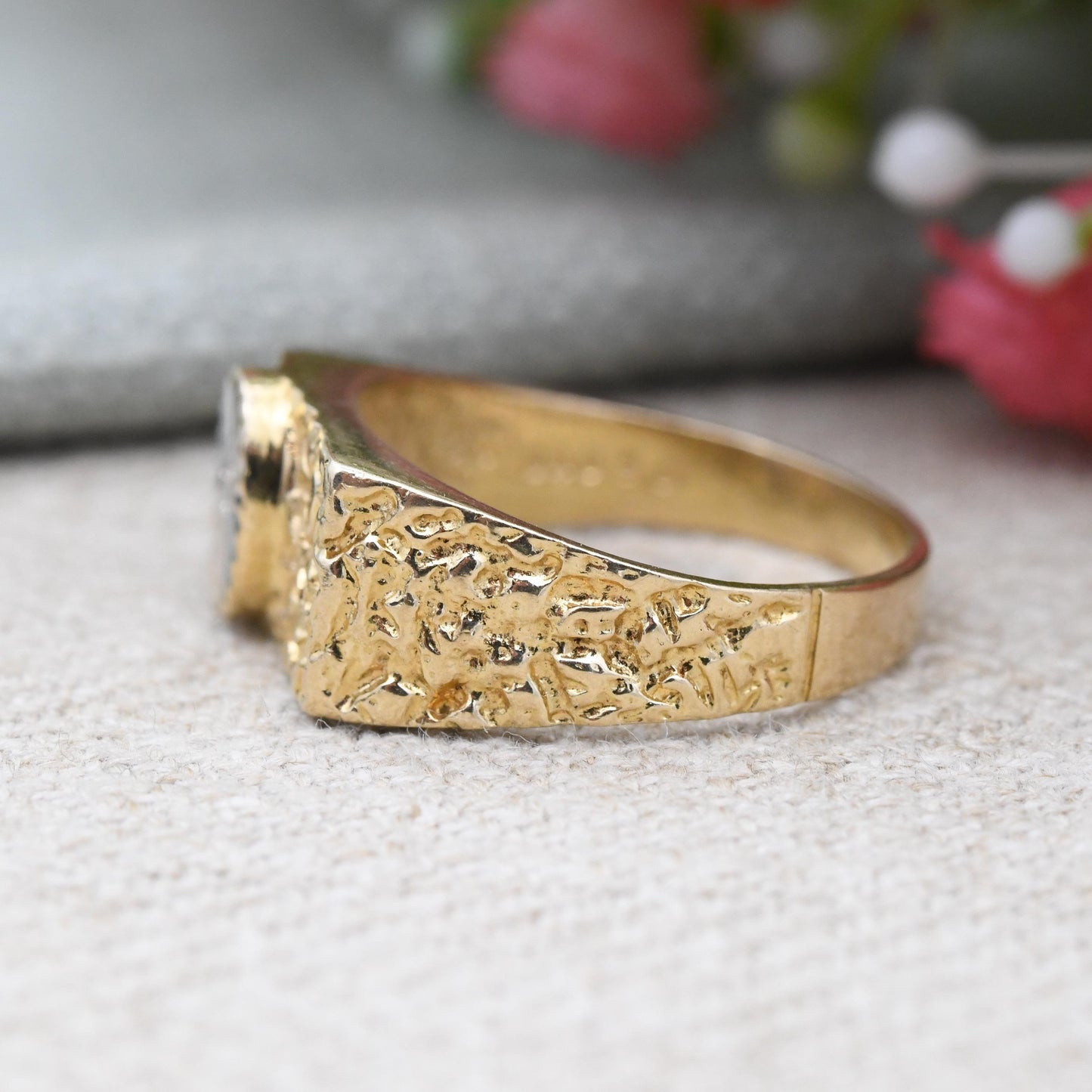 Vintage 9ct Gold Diamond Signet Ring 1980 Textured Nugget Starburst - White Gold Yellow Gold Jewellery Gift | UK Size - R | US Size - 8 1/2