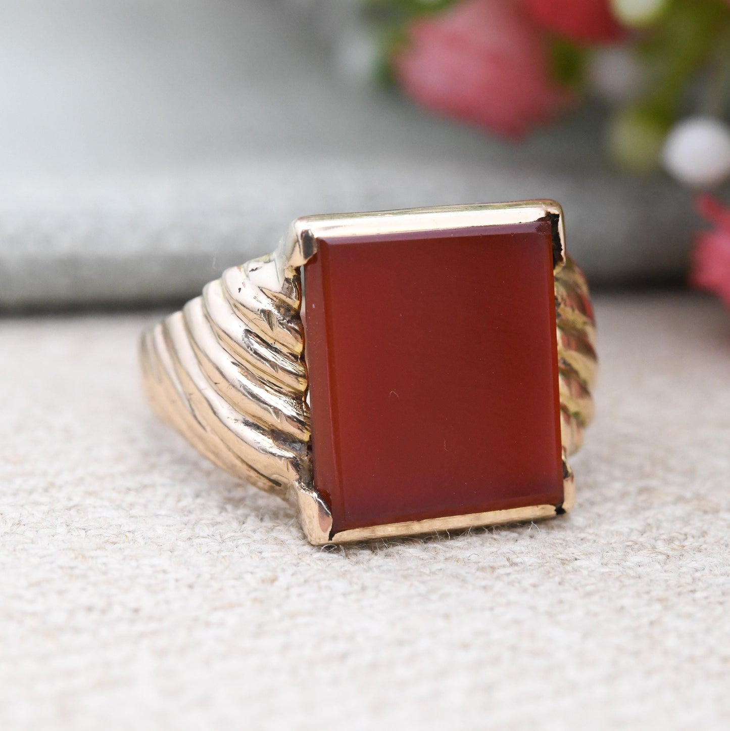 Vintage 9ct Gold Carnelian Signet Ring 1964 with Twisted Shank - Unisex Chunky Solid Gold Blank Gemstone | UK Size - S 1/2 | US Size - 9 1/2