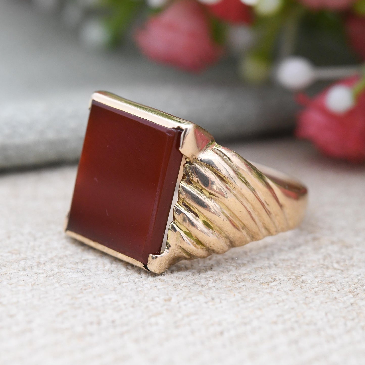 Vintage 9ct Gold Carnelian Signet Ring 1964 with Twisted Shank - Unisex Chunky Solid Gold Blank Gemstone | UK Size - S 1/2 | US Size - 9 1/2